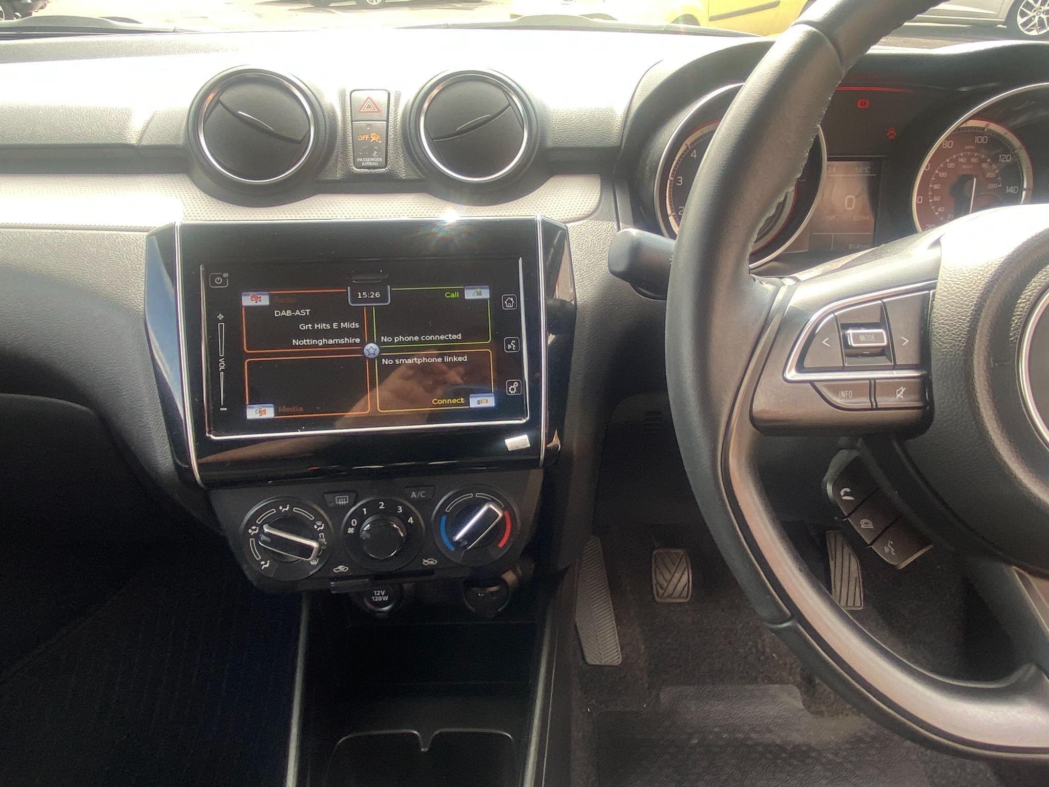 Suzuki Swift Image 14