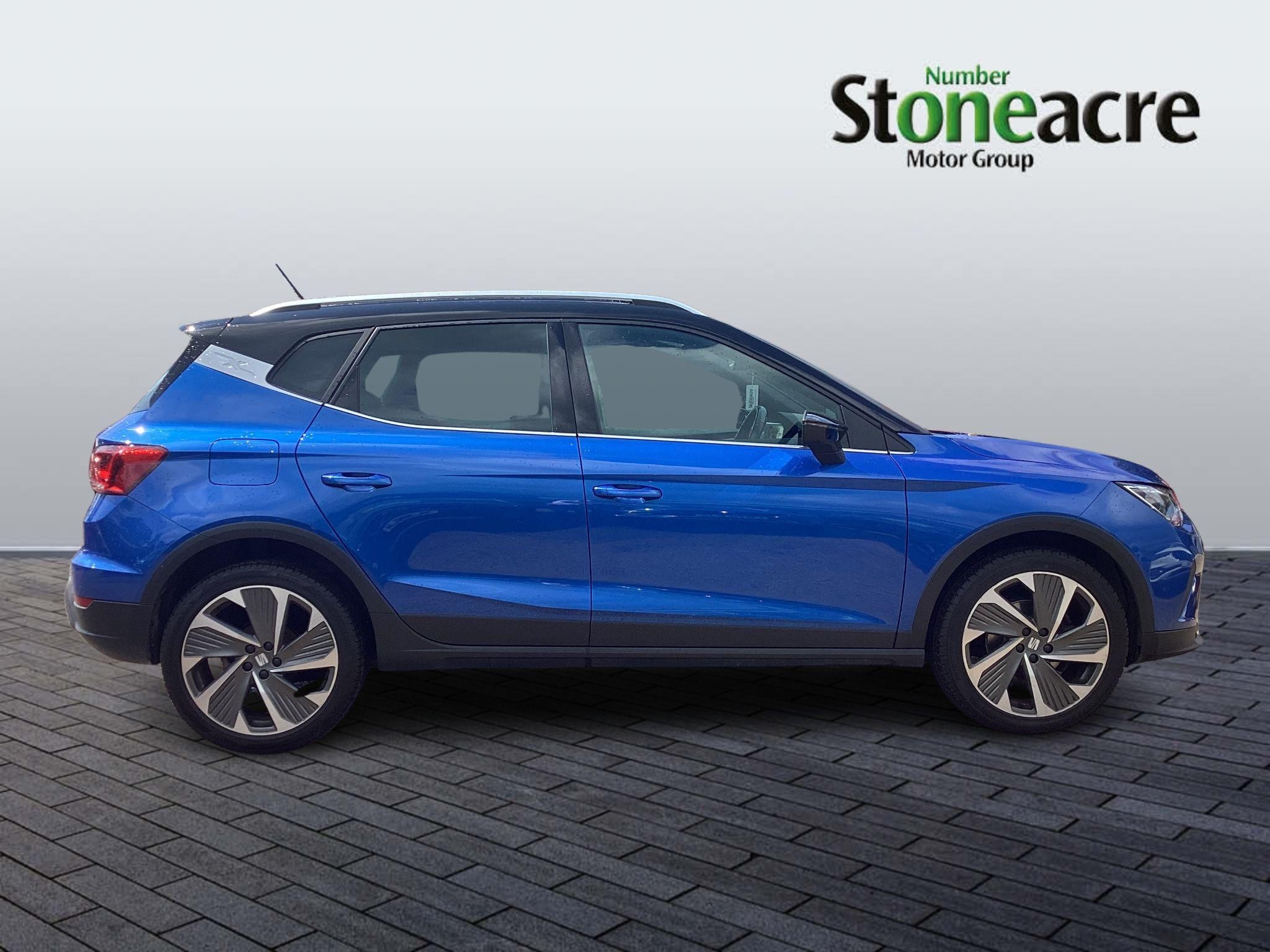 SEAT Arona Image 2