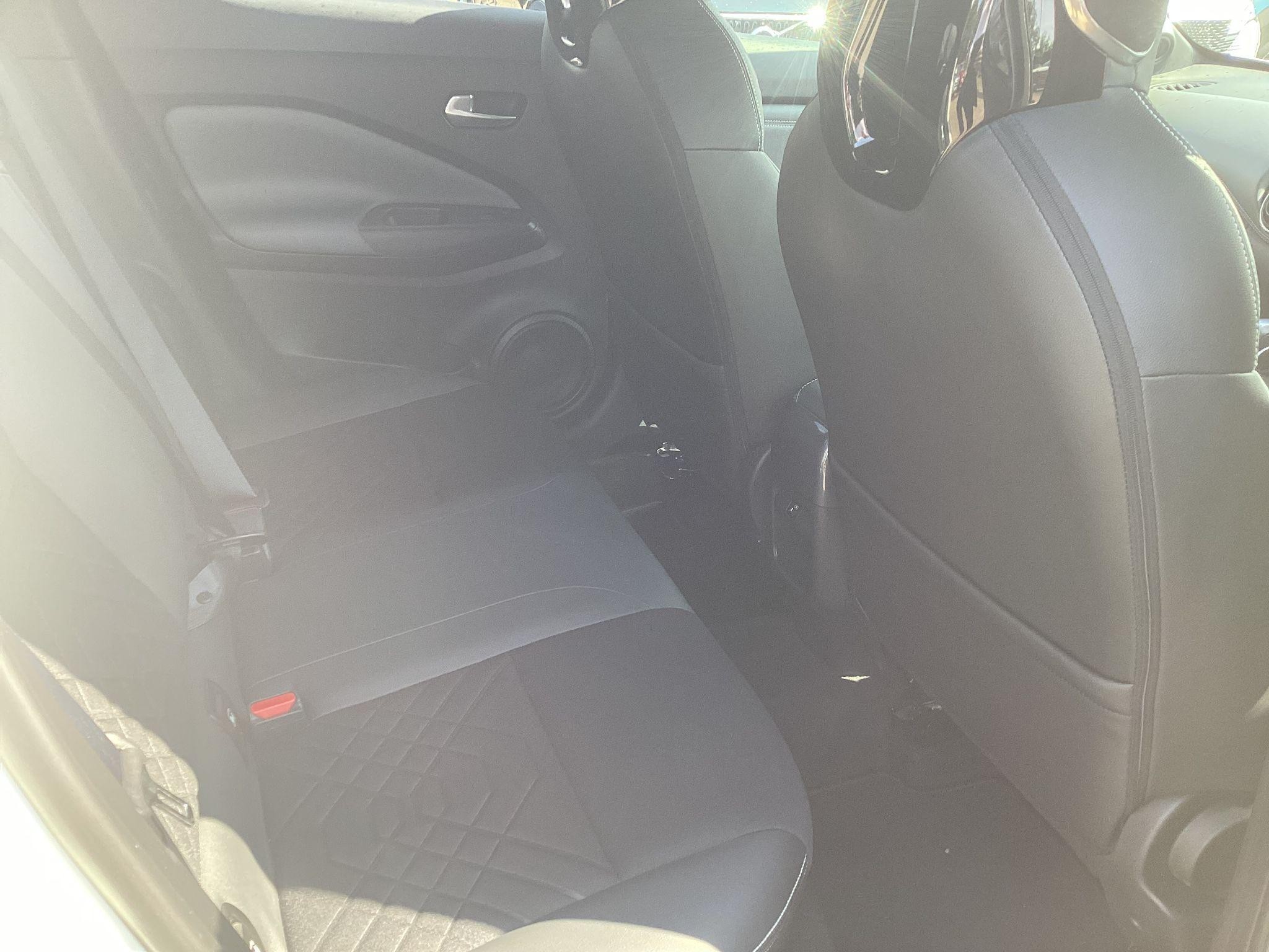 Nissan Juke Image 12