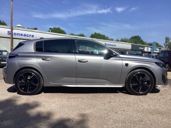 Peugeot E-308 54kWh GT Auto 5dr null Image 2