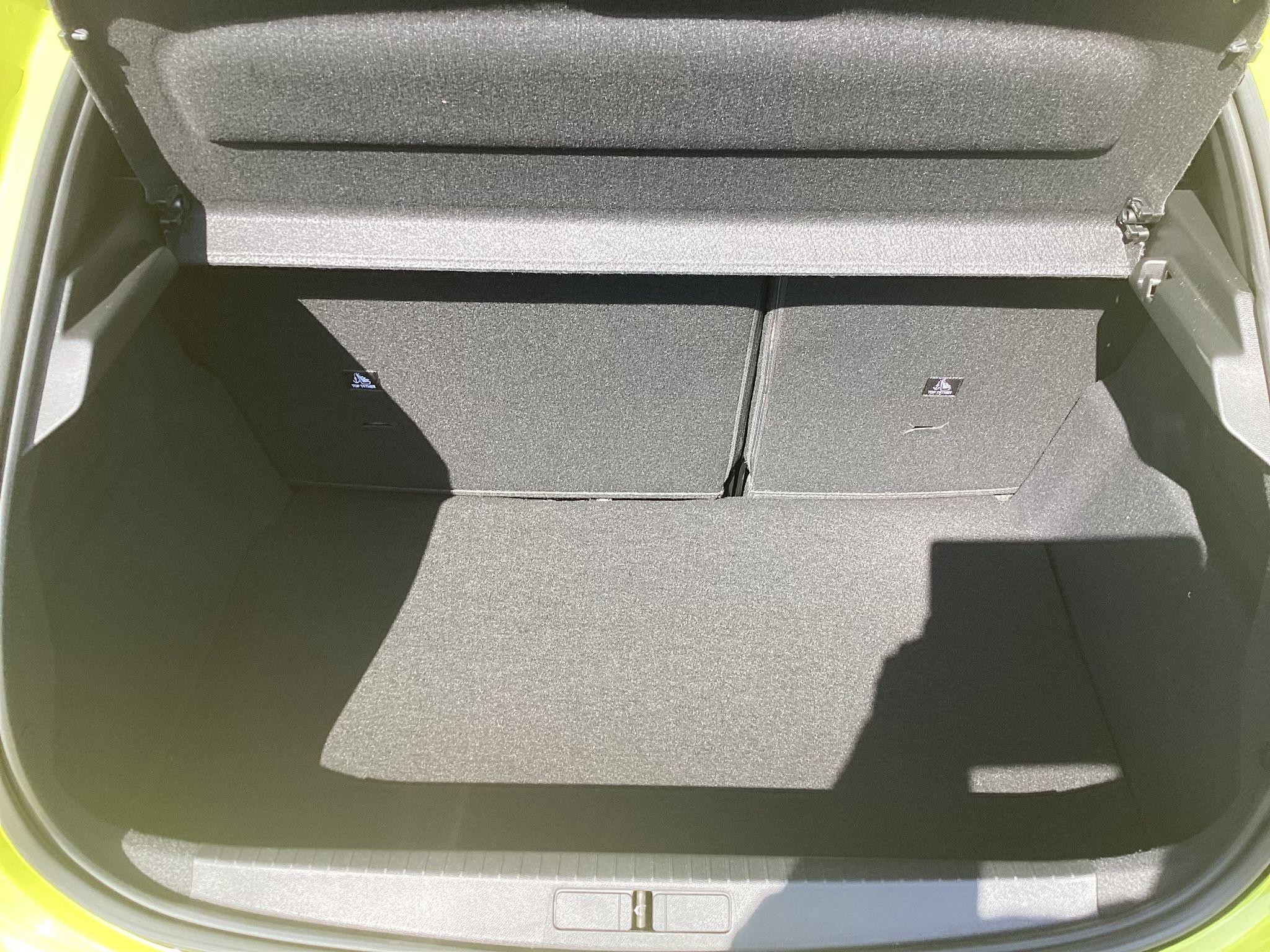 Peugeot 208 Image 13