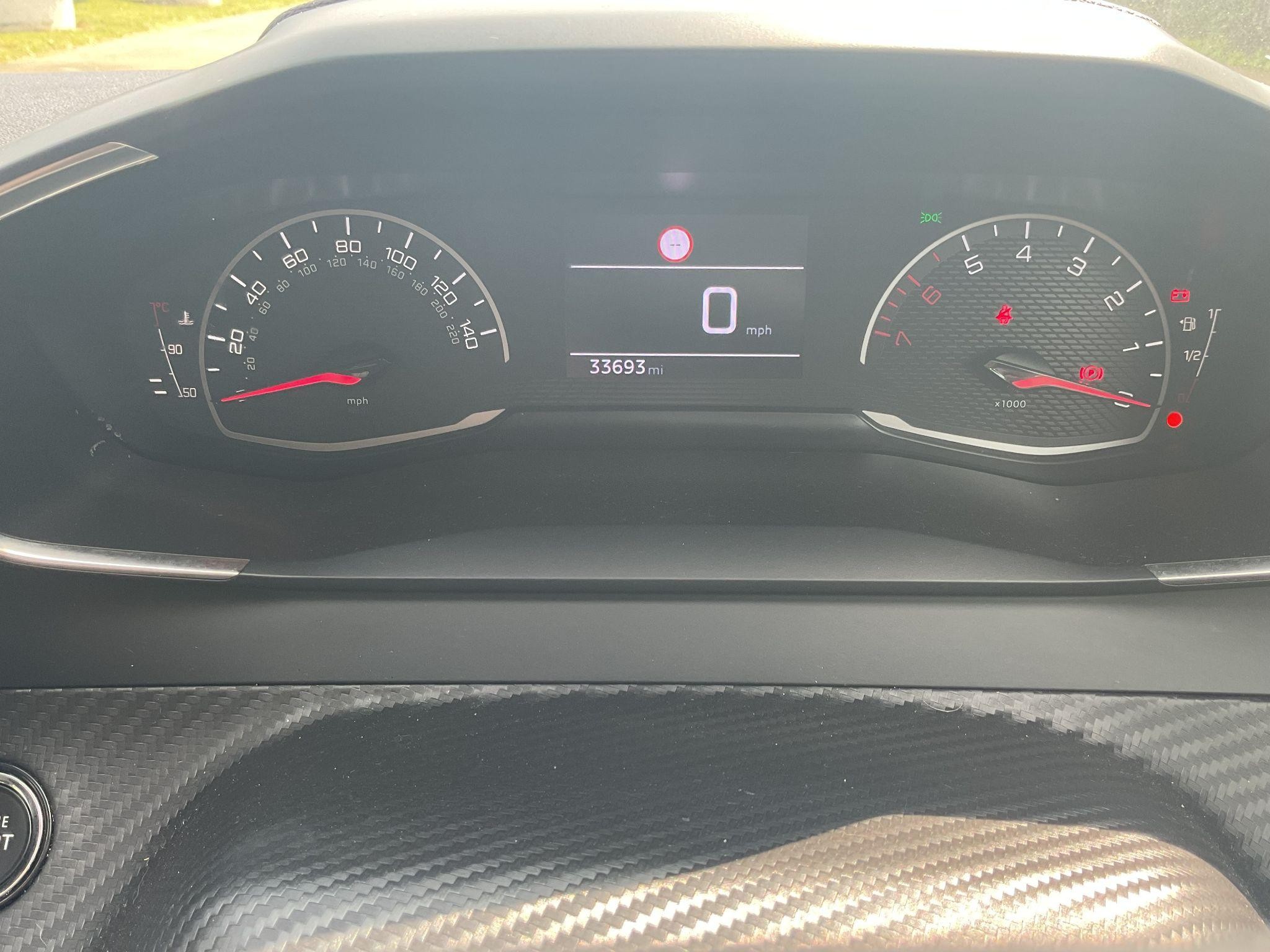 Peugeot 208 Image 19