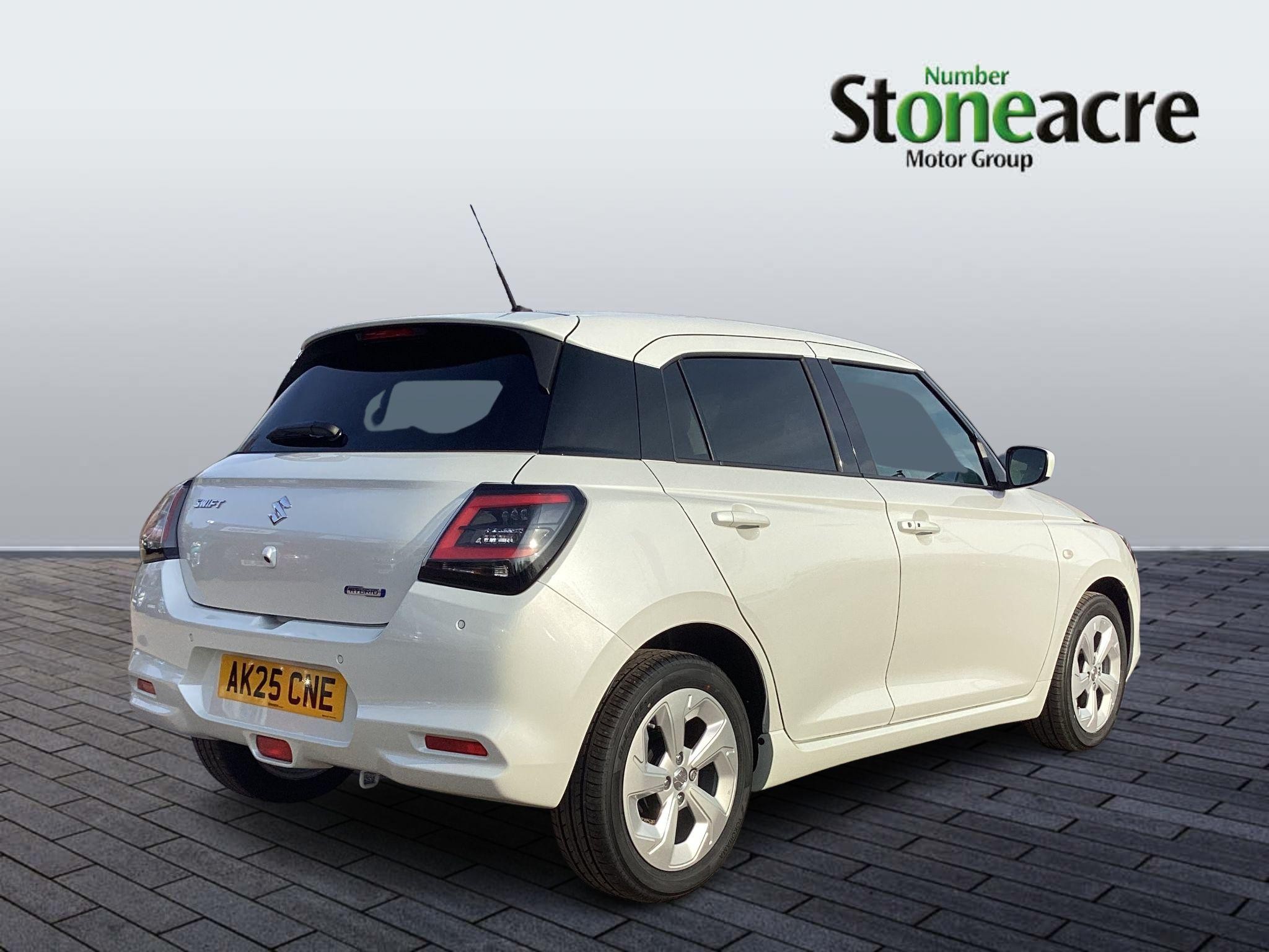 Suzuki Swift Image 3