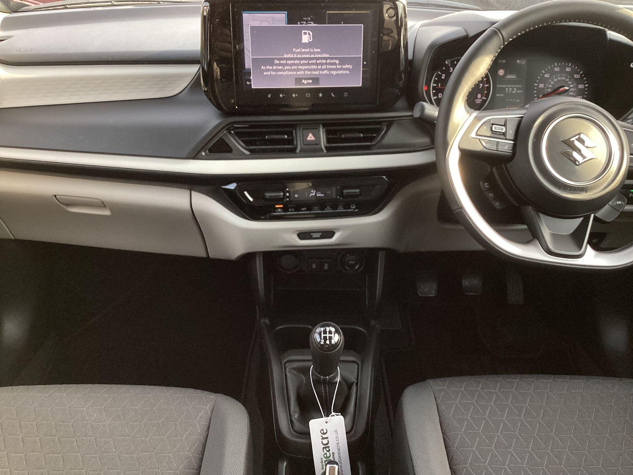 Suzuki Swift Image 12