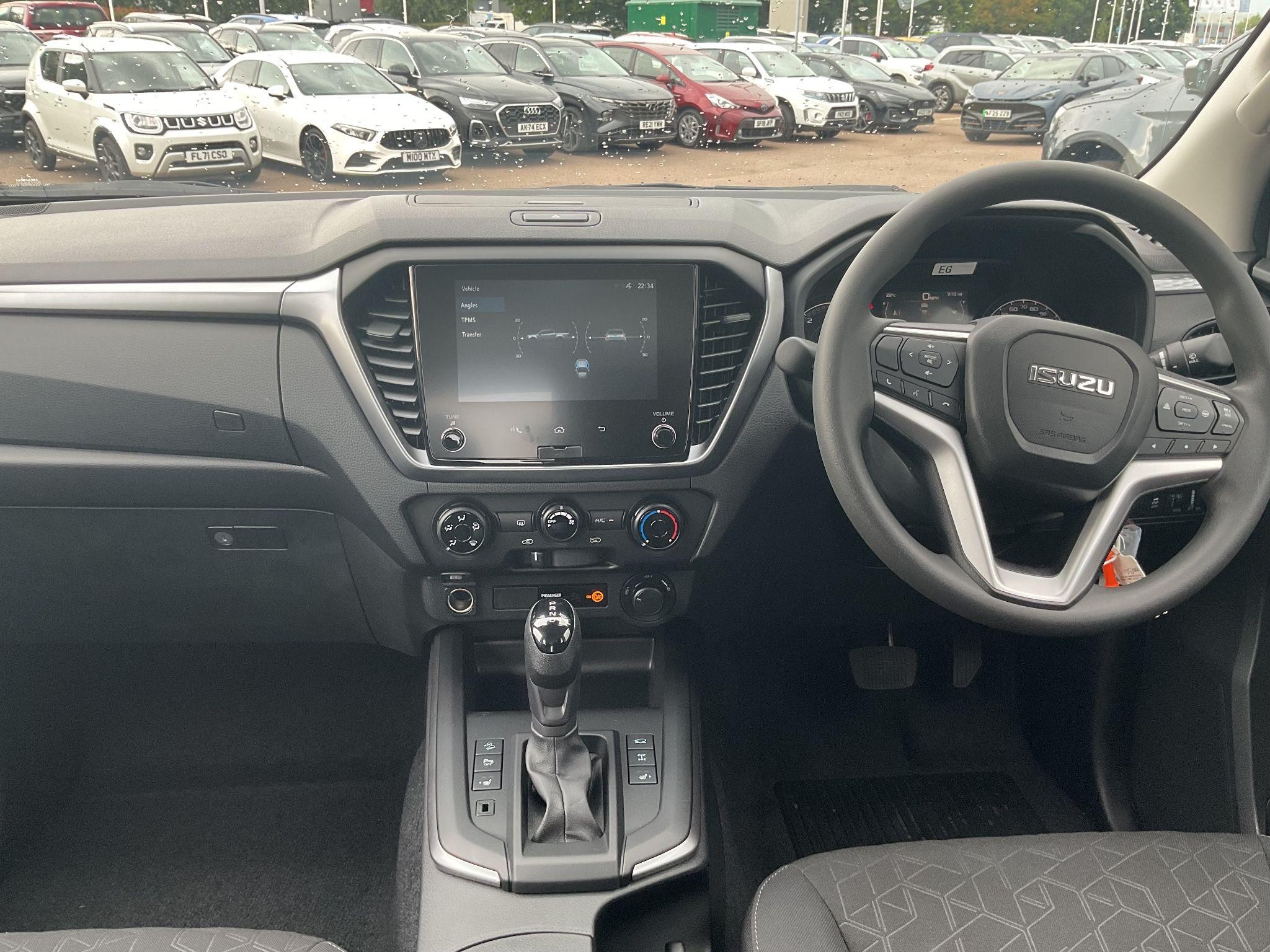Isuzu D-Max DL20 Image 13