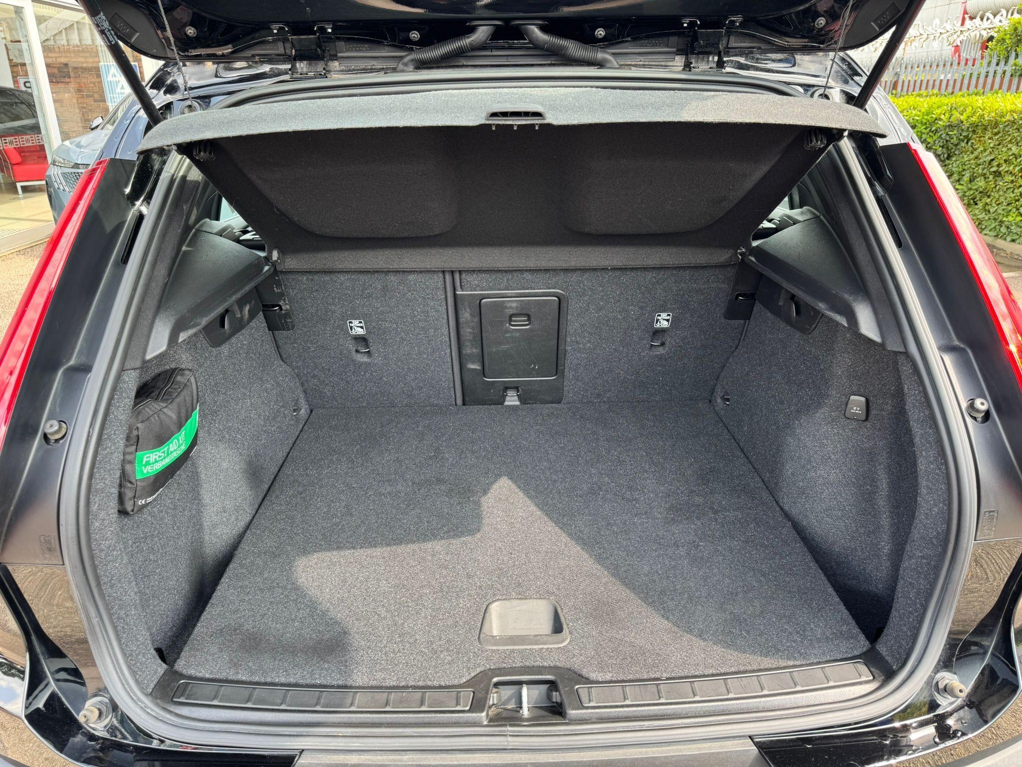 Volvo XC40 Image 10