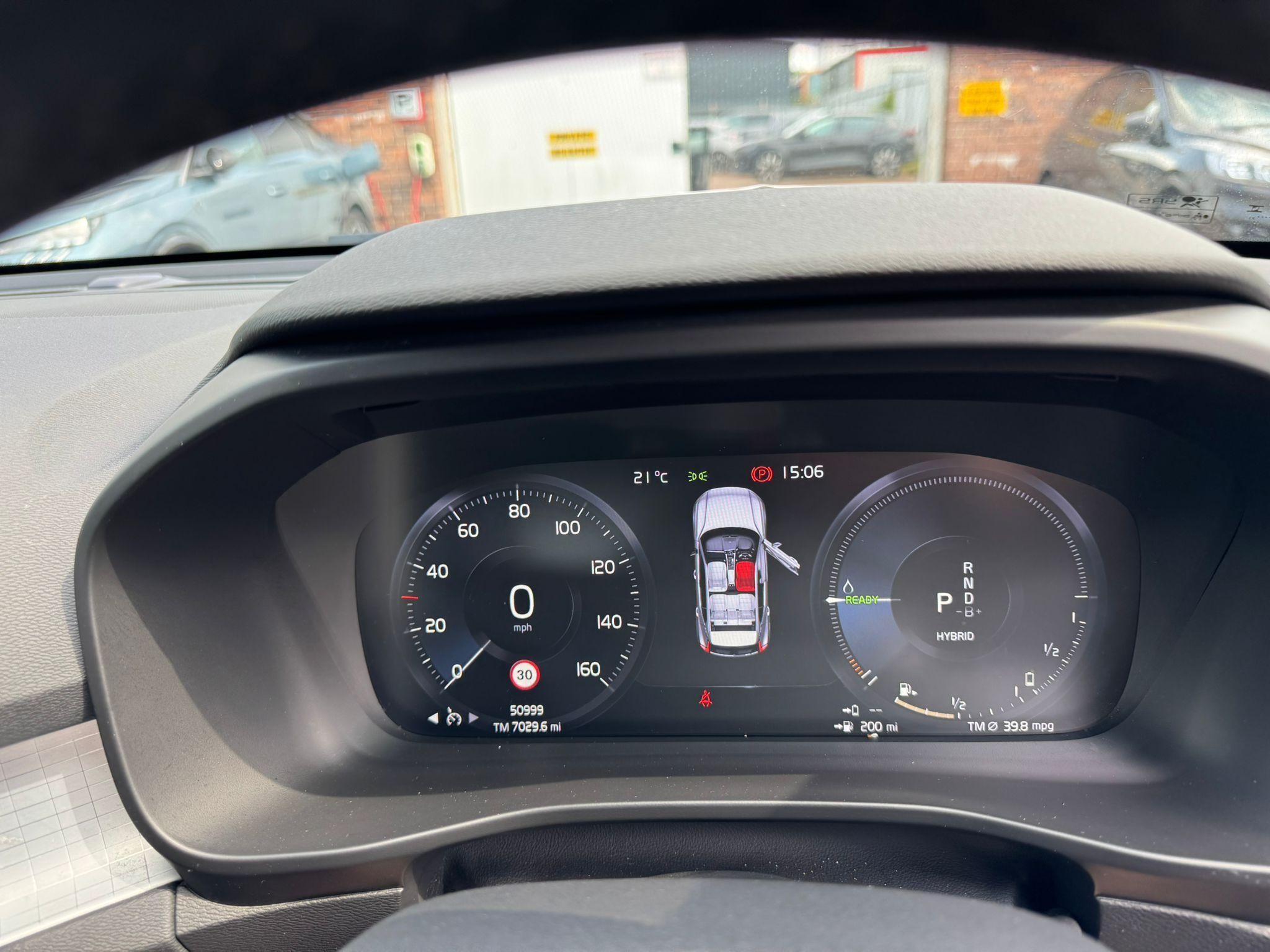 Volvo XC40 Image 16