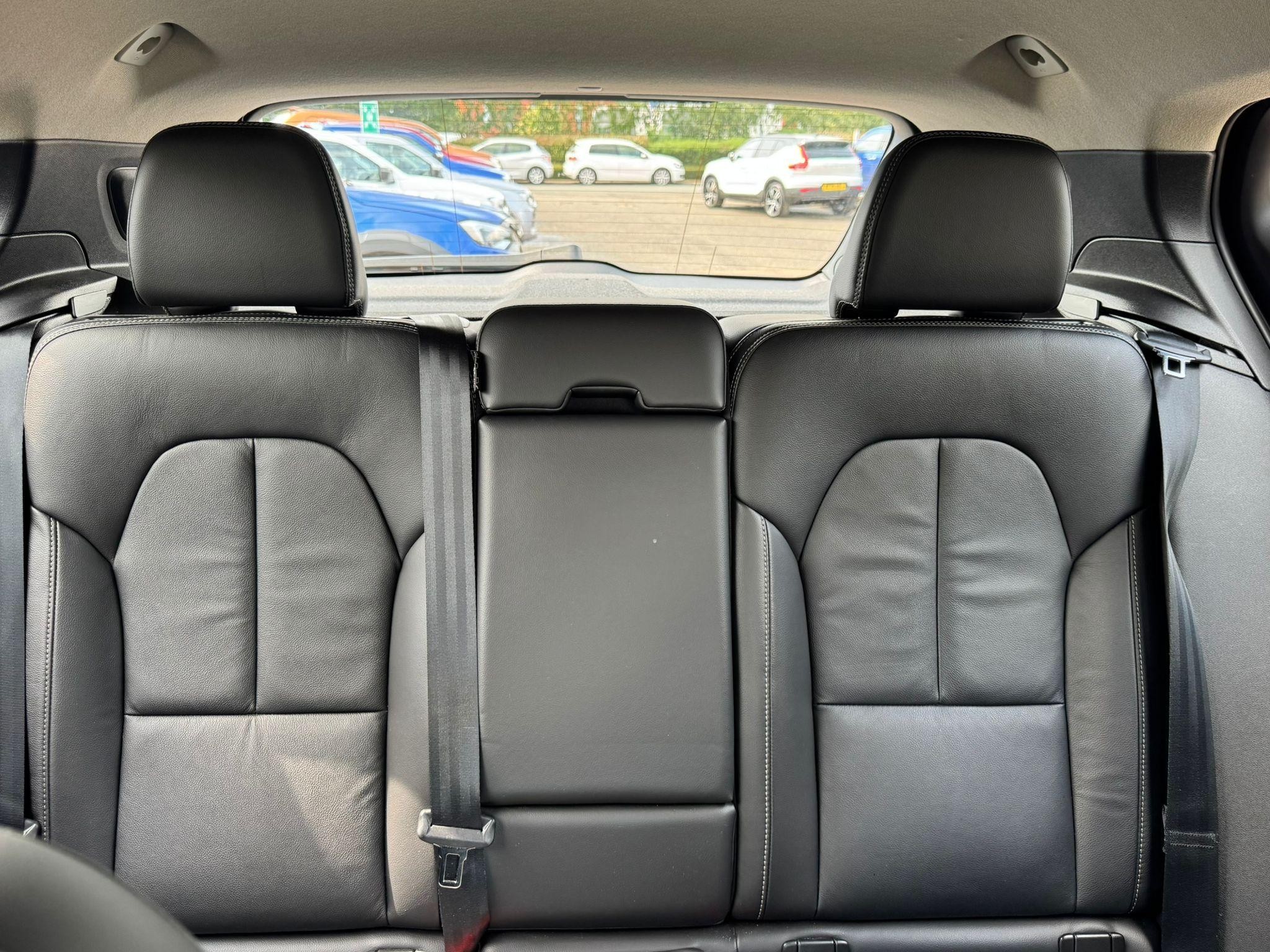 Volvo XC40 Image 17