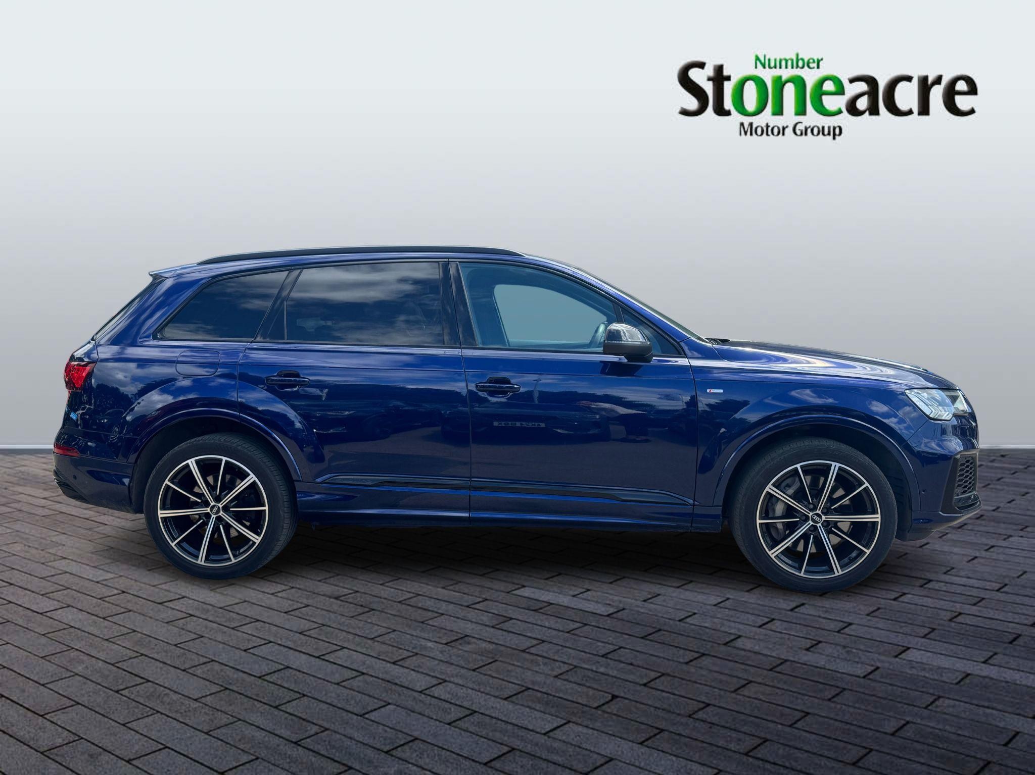 Audi Q7 Image 2