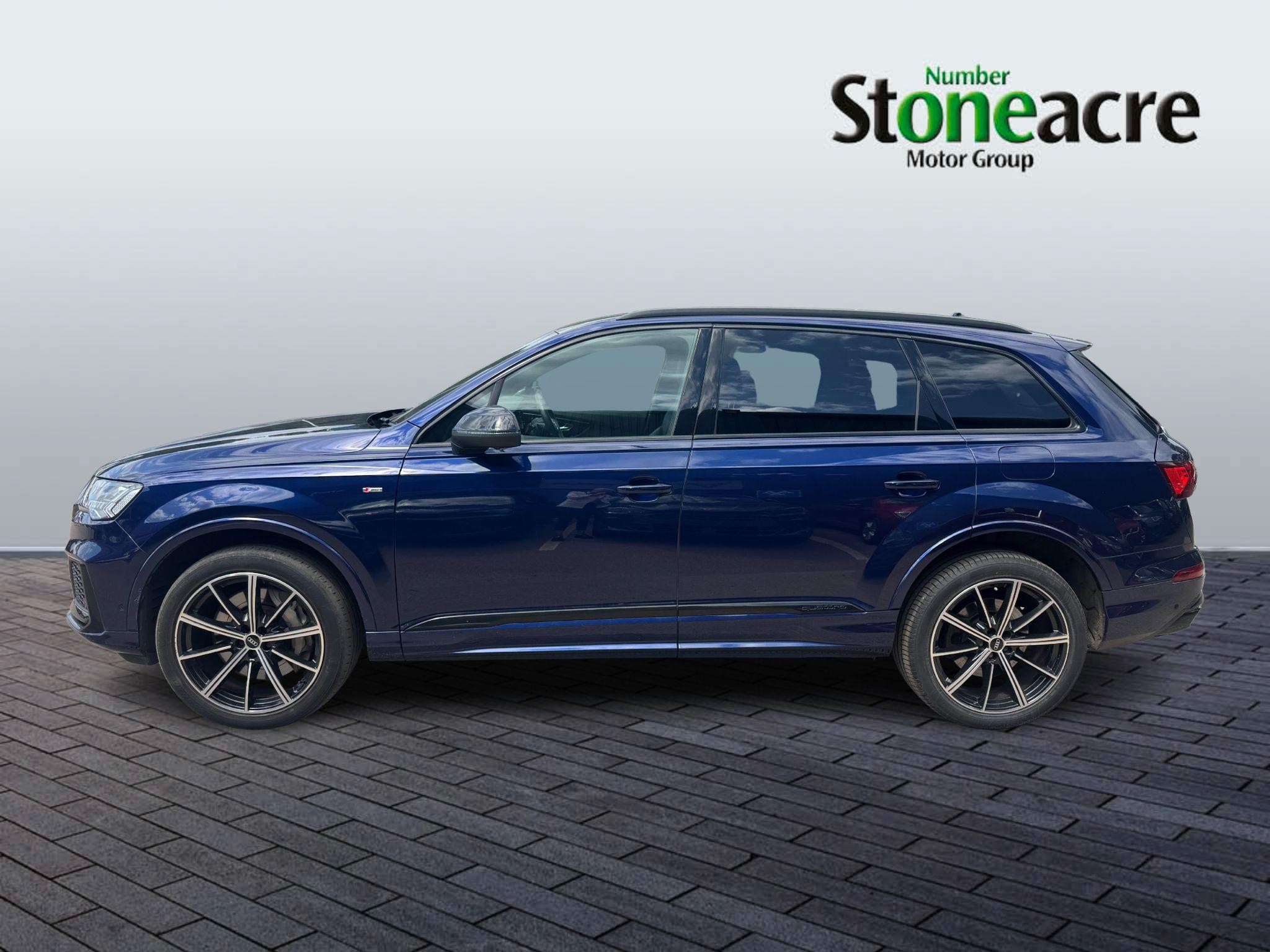 Audi Q7 Image 6