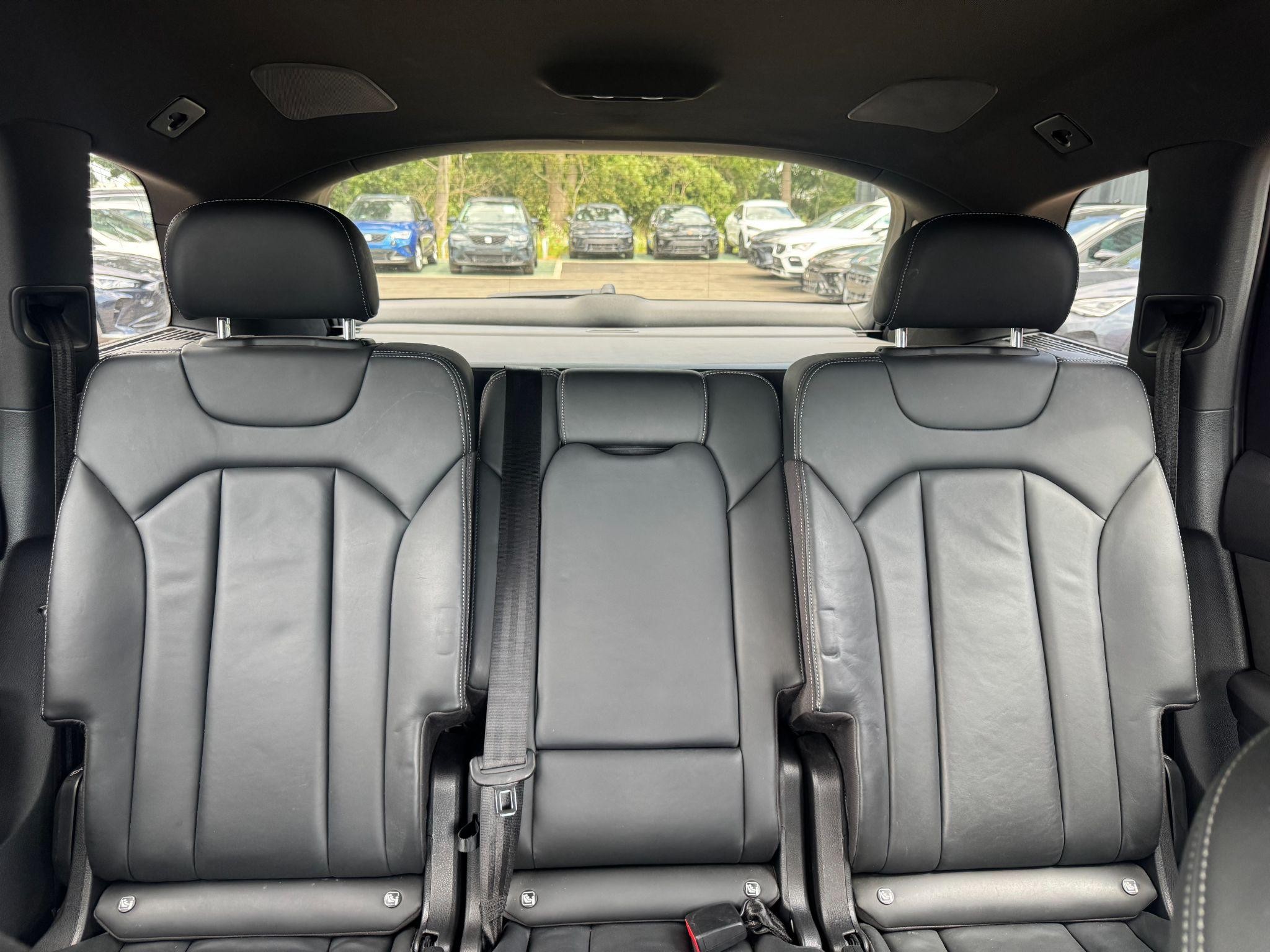 Audi Q7 Image 19