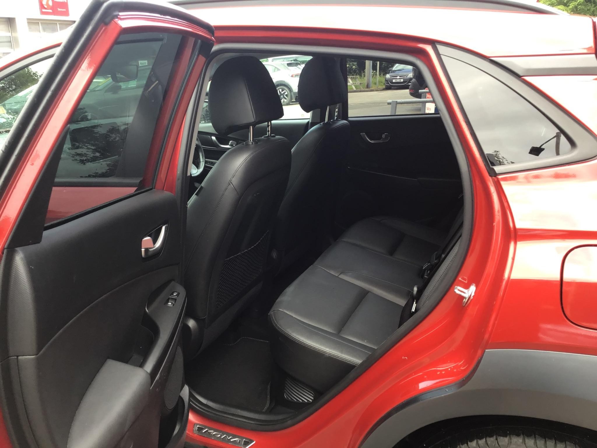 Hyundai KONA Image 15