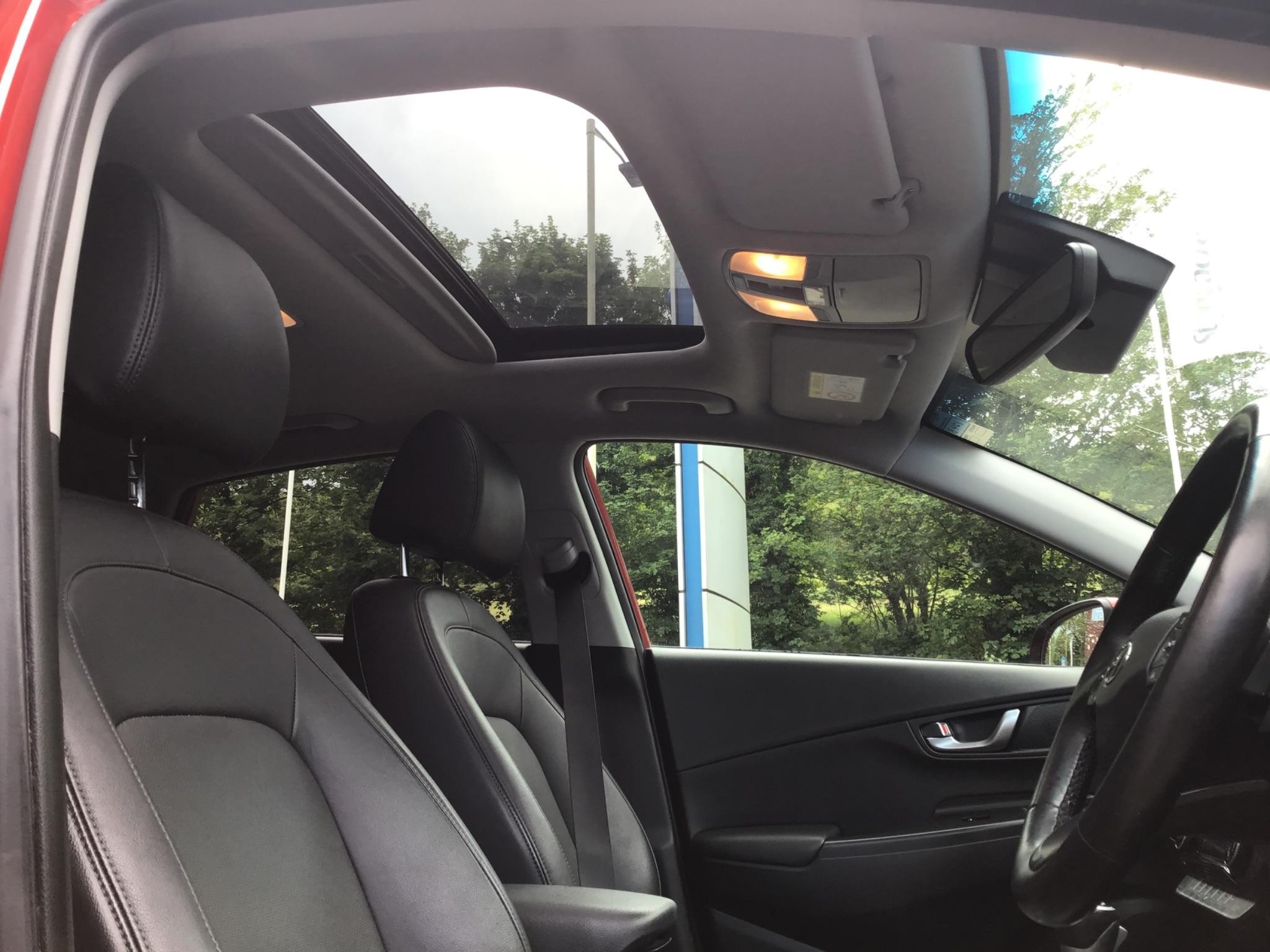 Hyundai KONA Image 22
