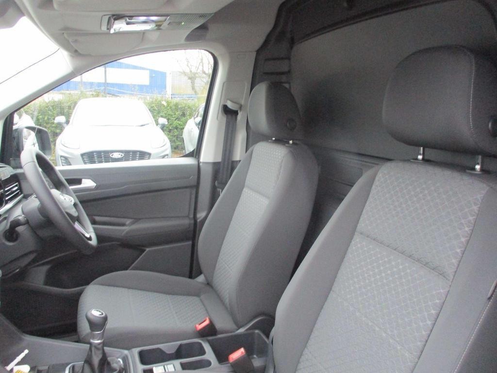 Ford Transit Connect Image 12