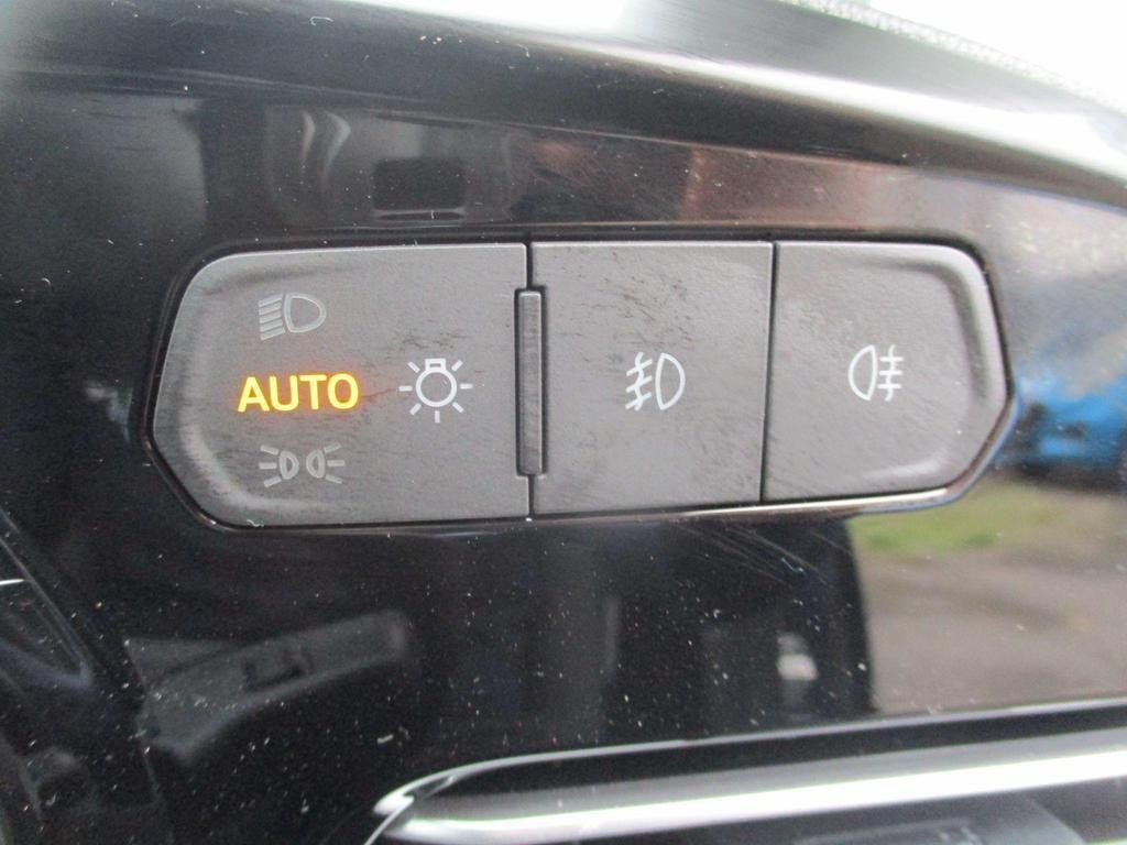 Ford Transit Connect Image 16