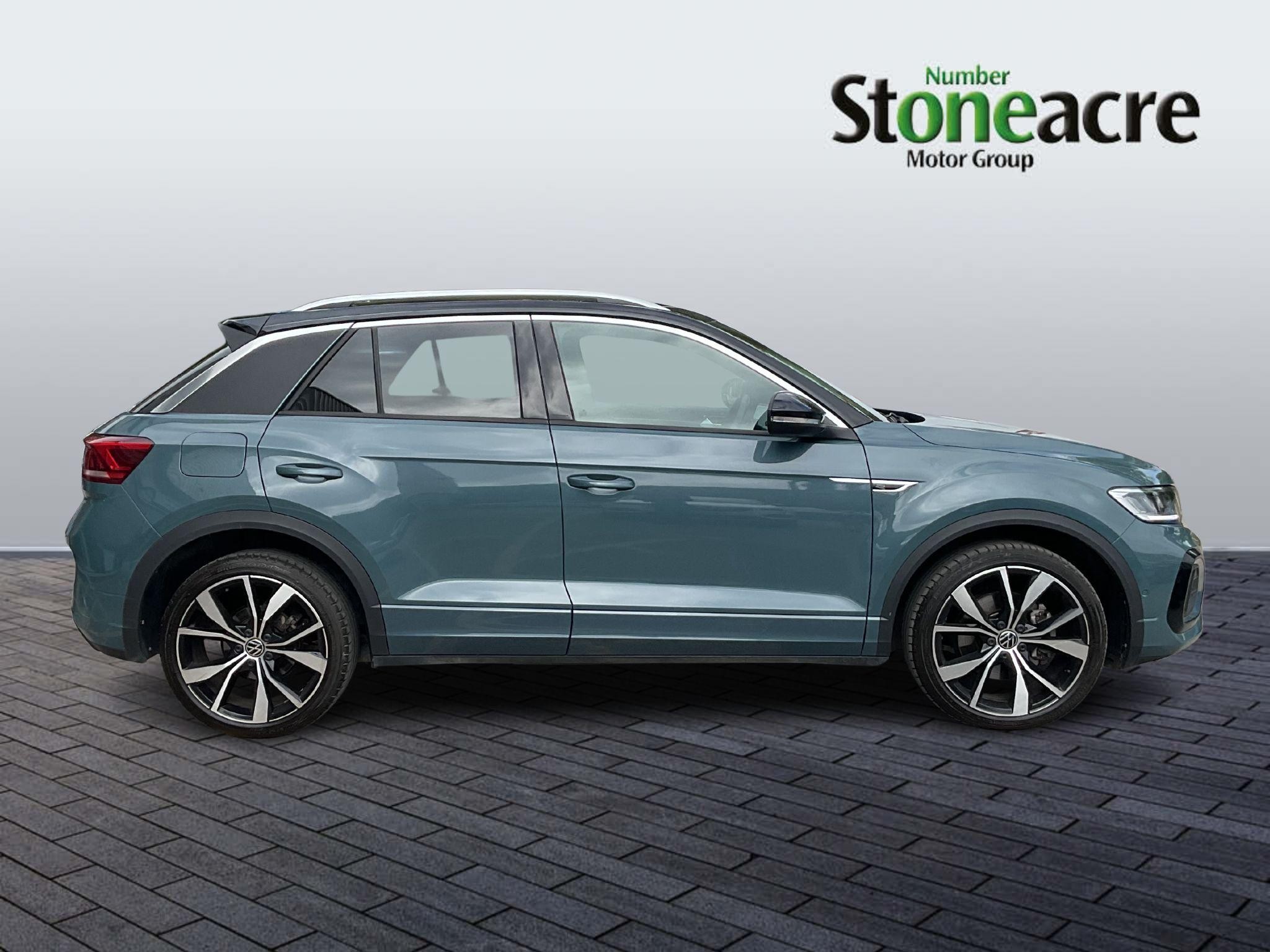 Volkswagen T-Roc Image 2