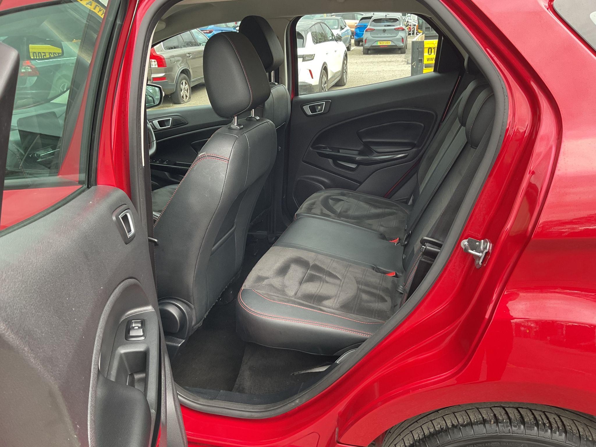 Ford EcoSport Image 12