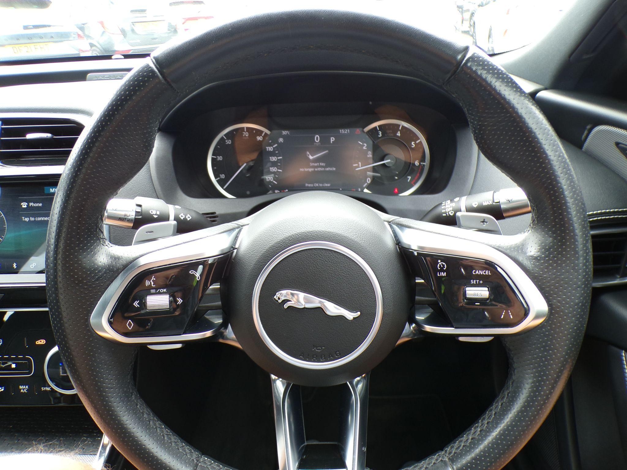 Jaguar XE Image 17