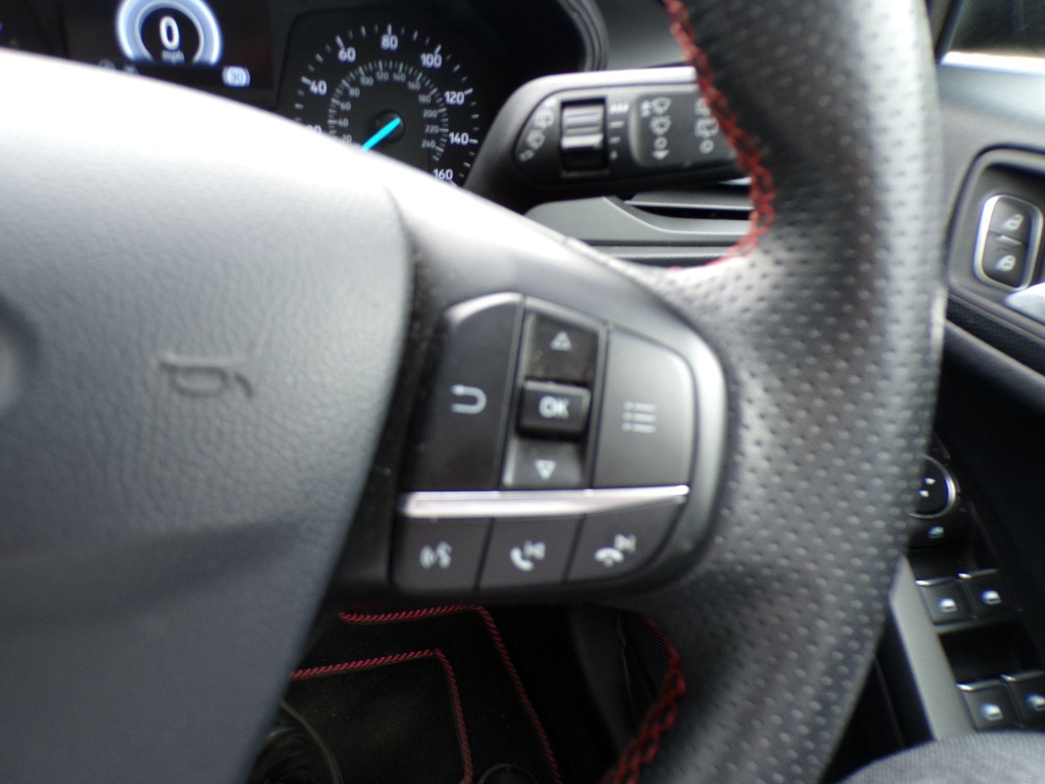 Ford Focus Image 26