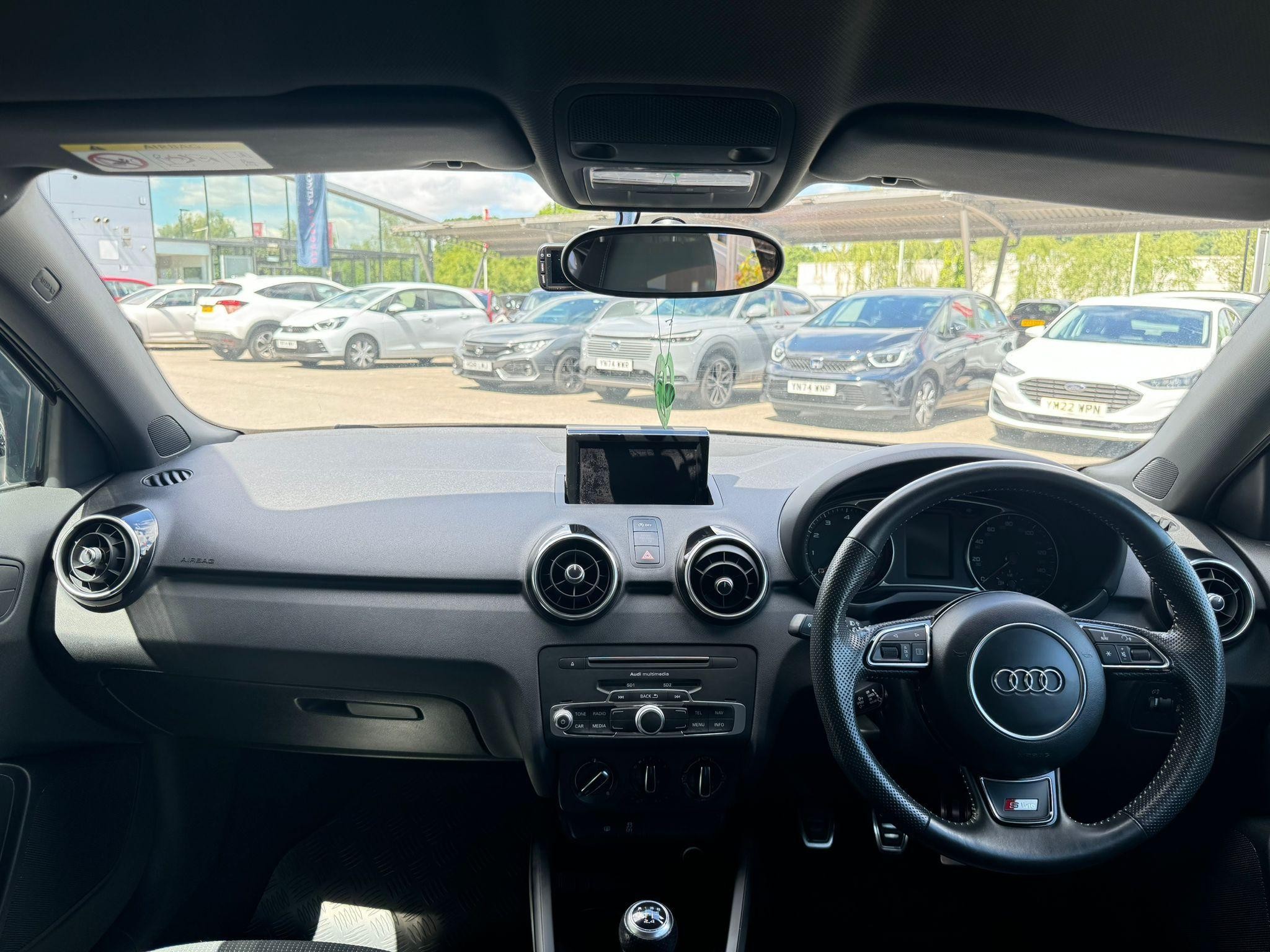 Audi A1 Image 9
