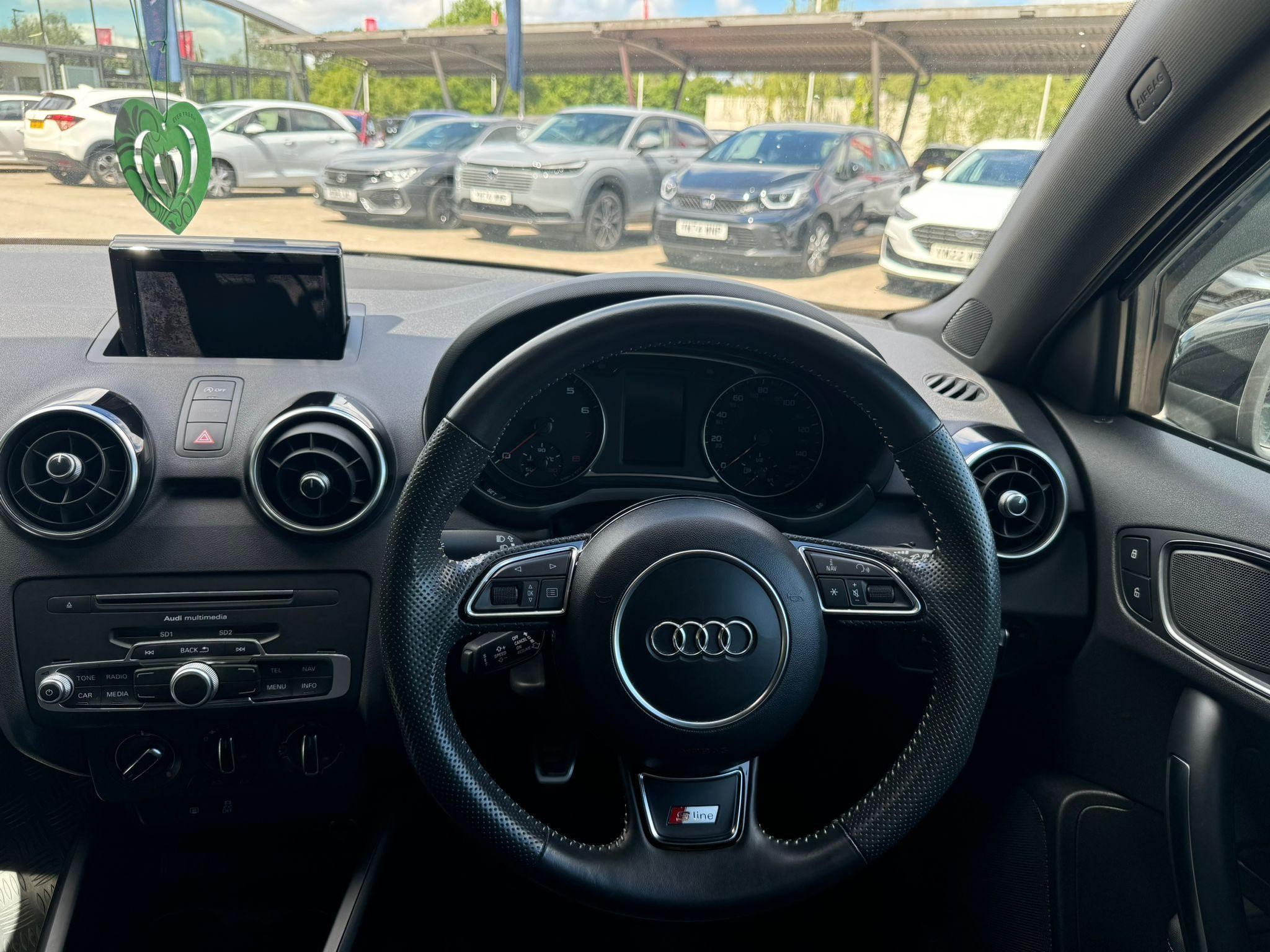 Audi A1 Image 24