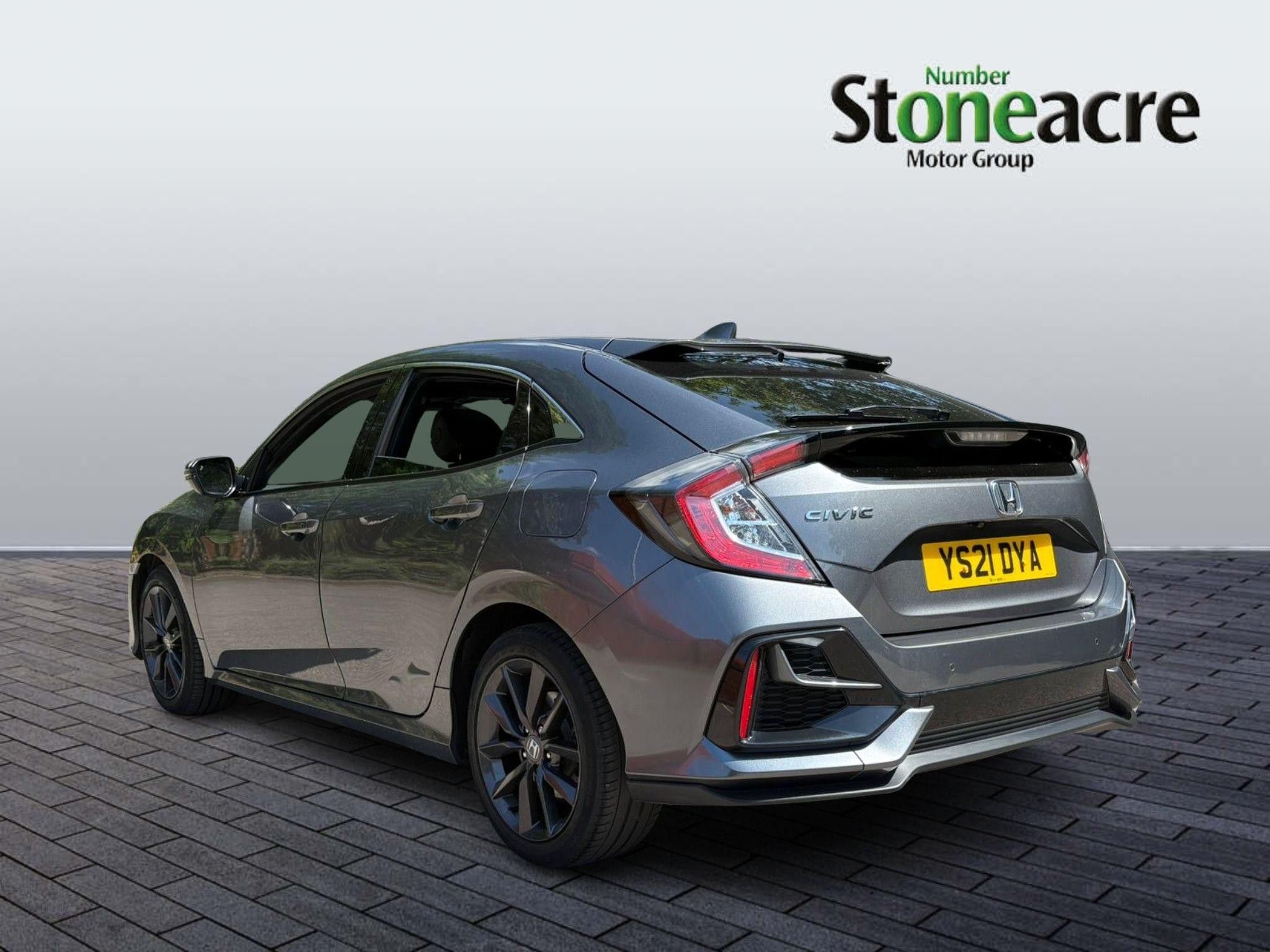 Honda Civic Image 4