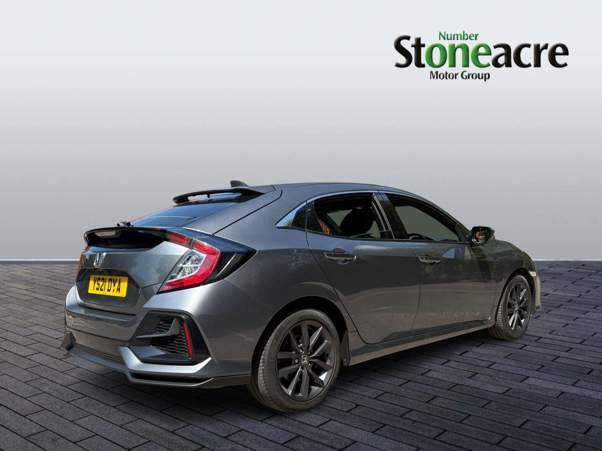 Honda Civic Image 8