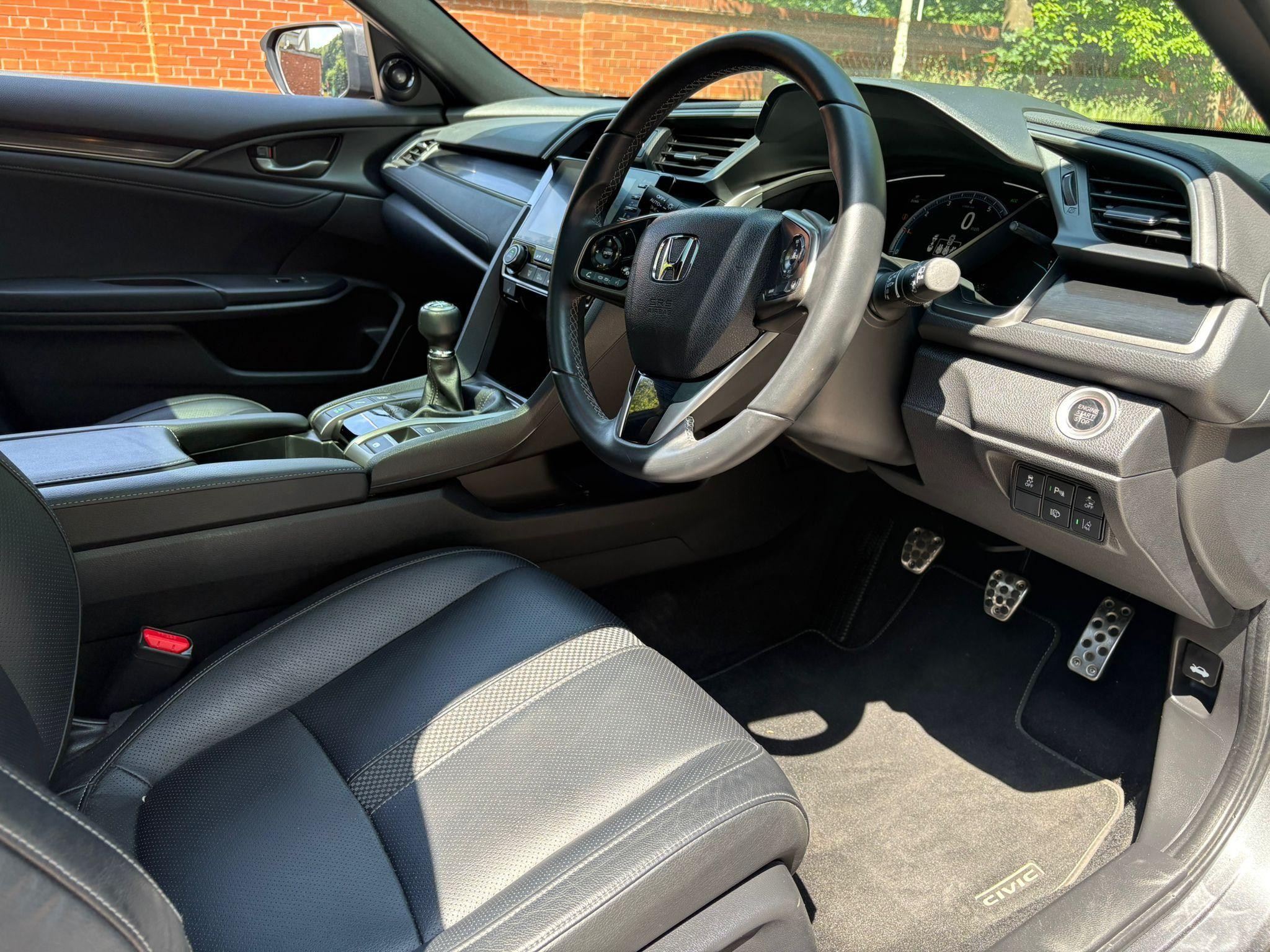 Honda Civic Image 10