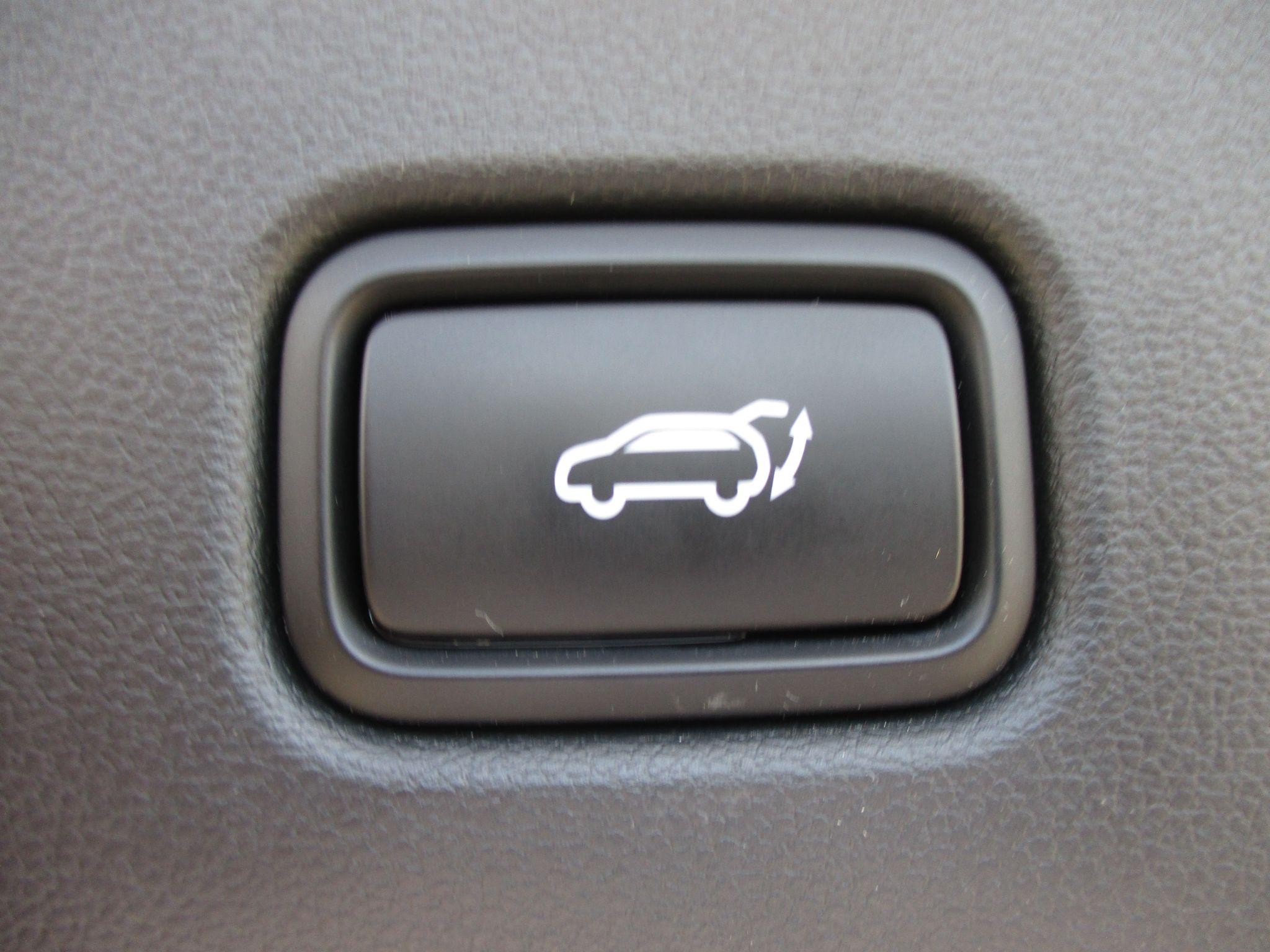 Hyundai TUCSON Image 12