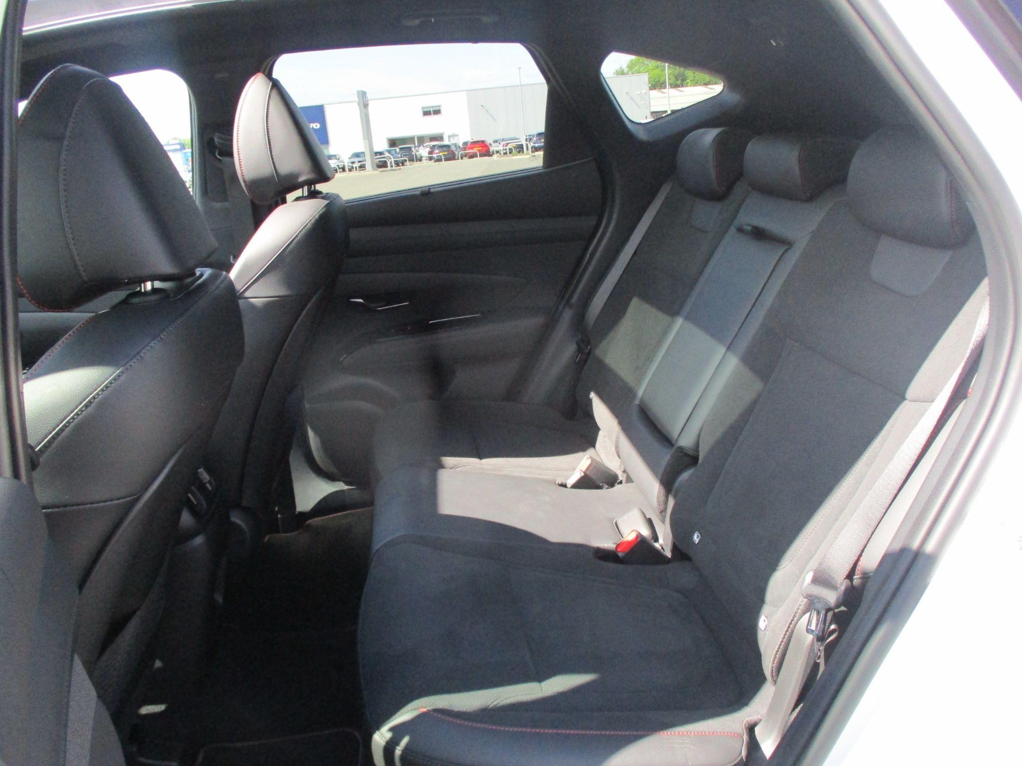 Hyundai TUCSON Image 13