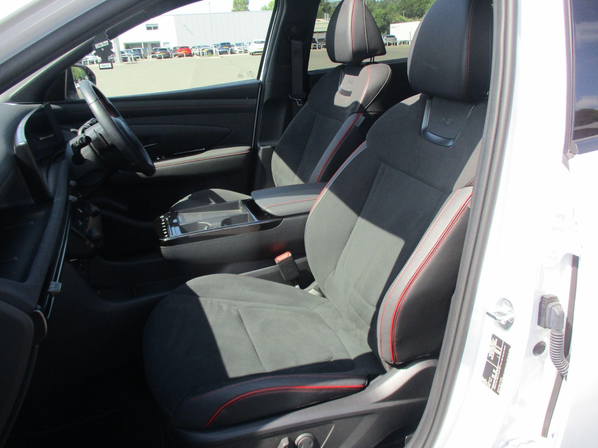 Hyundai TUCSON Image 14