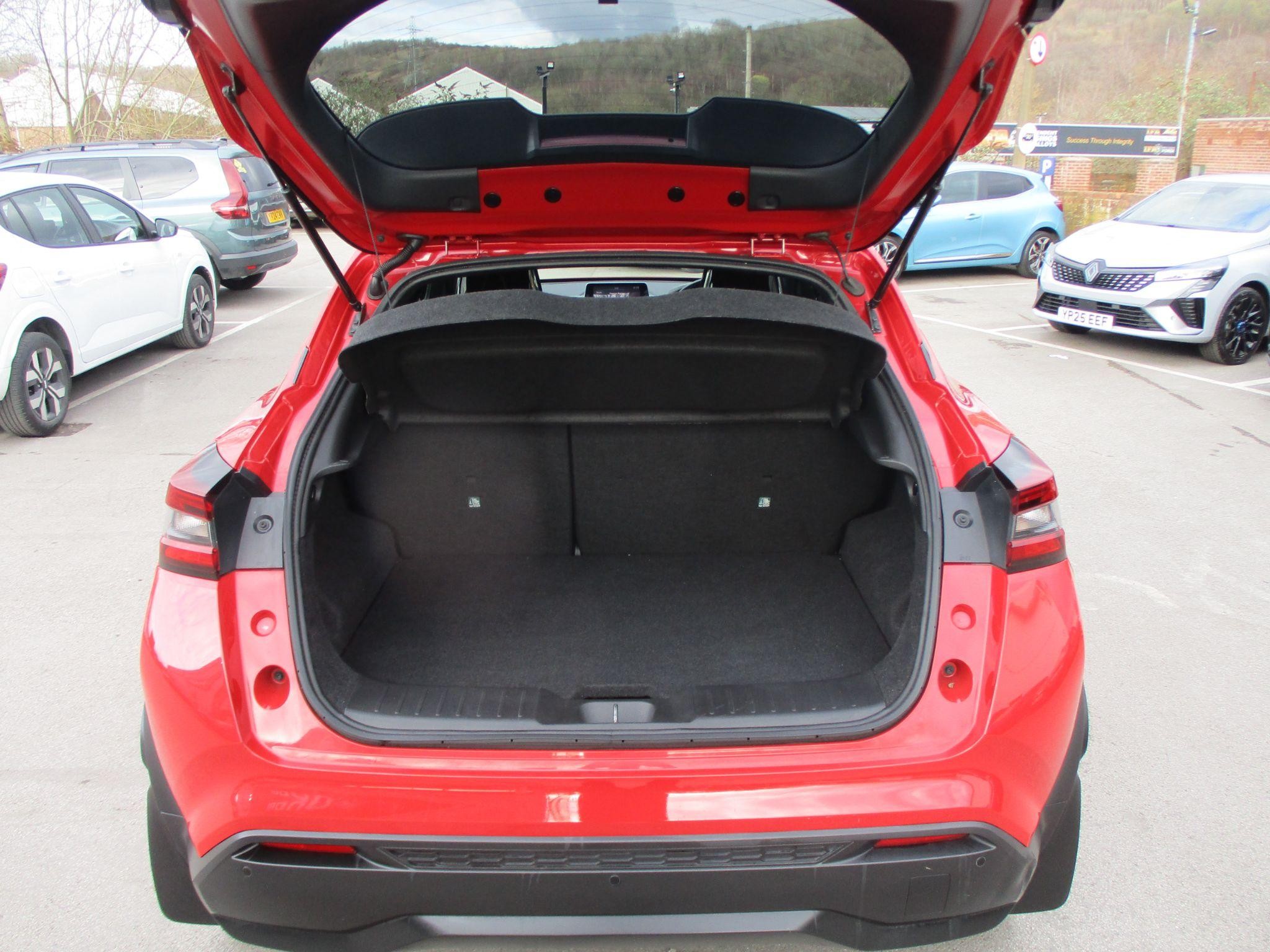 Nissan Juke Image 11