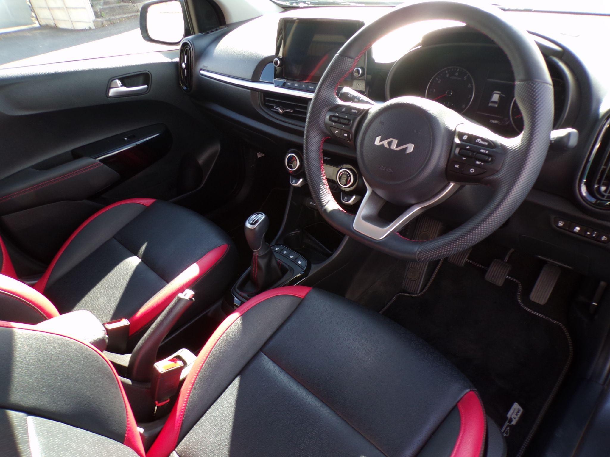 Kia Picanto Image 12