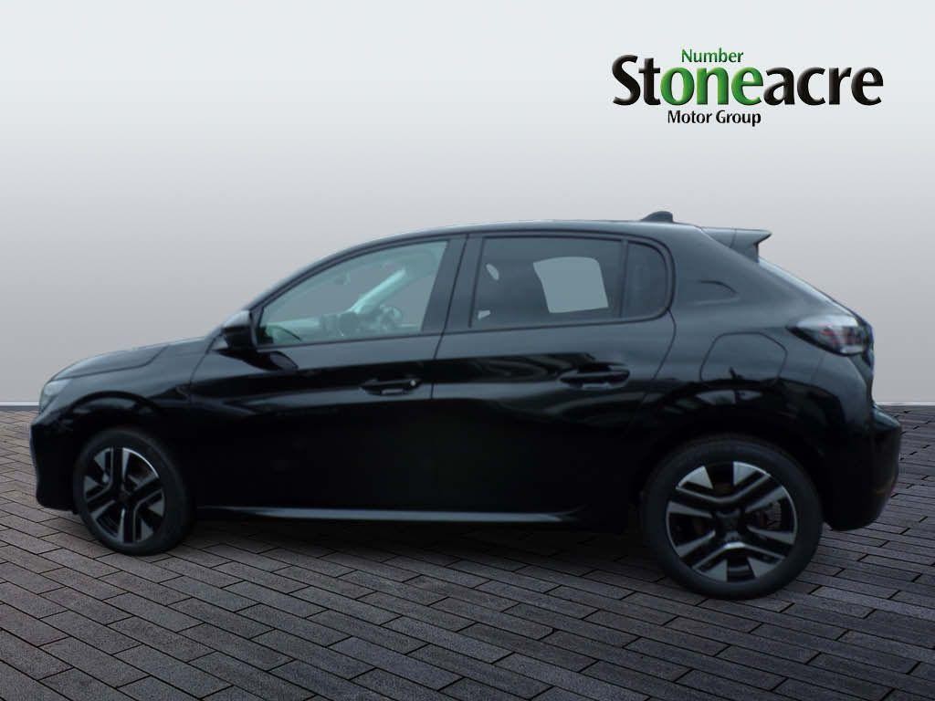 Peugeot 208 Image 6