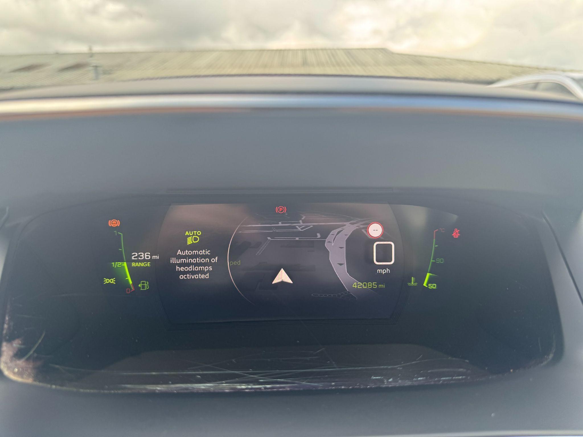 Peugeot 2008 Image 12