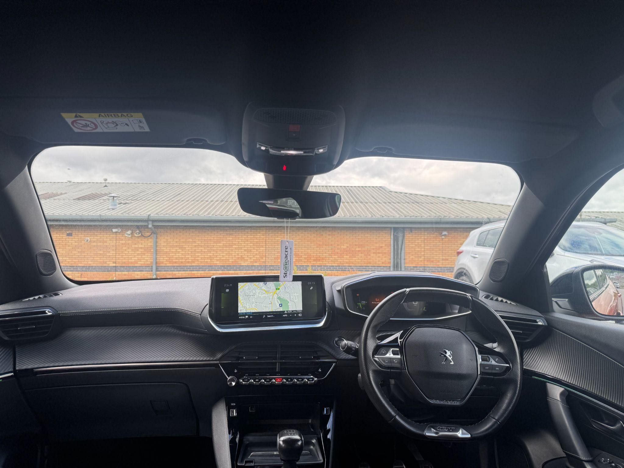 Peugeot 2008 Image 18