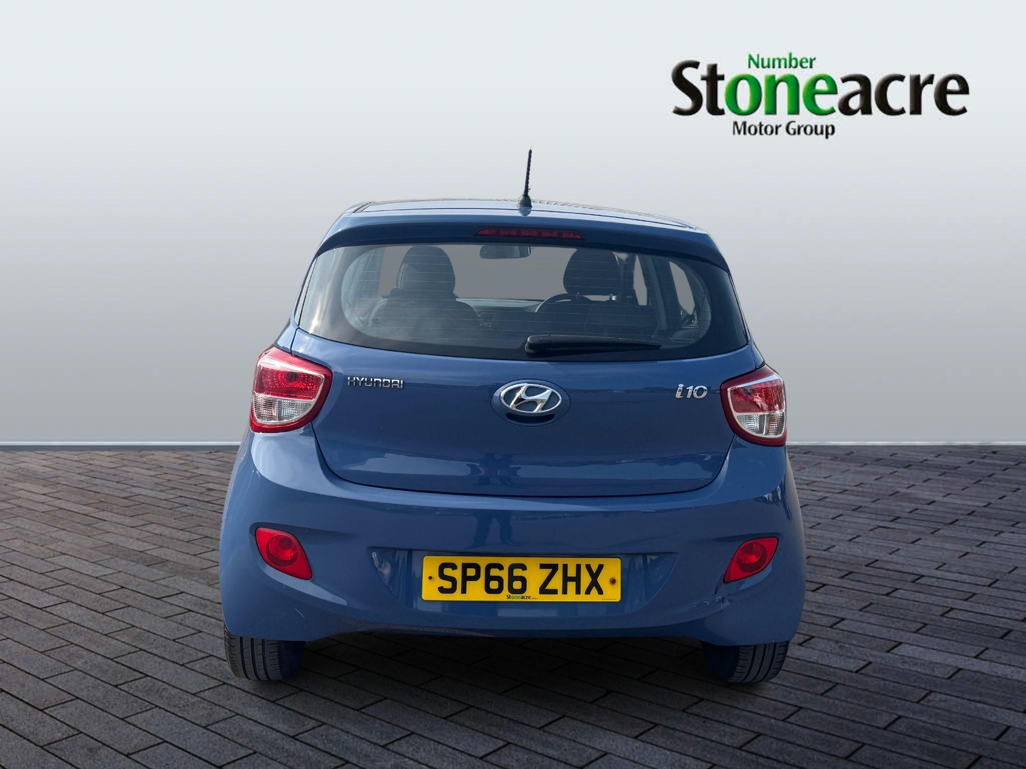 Hyundai i10 Image 4