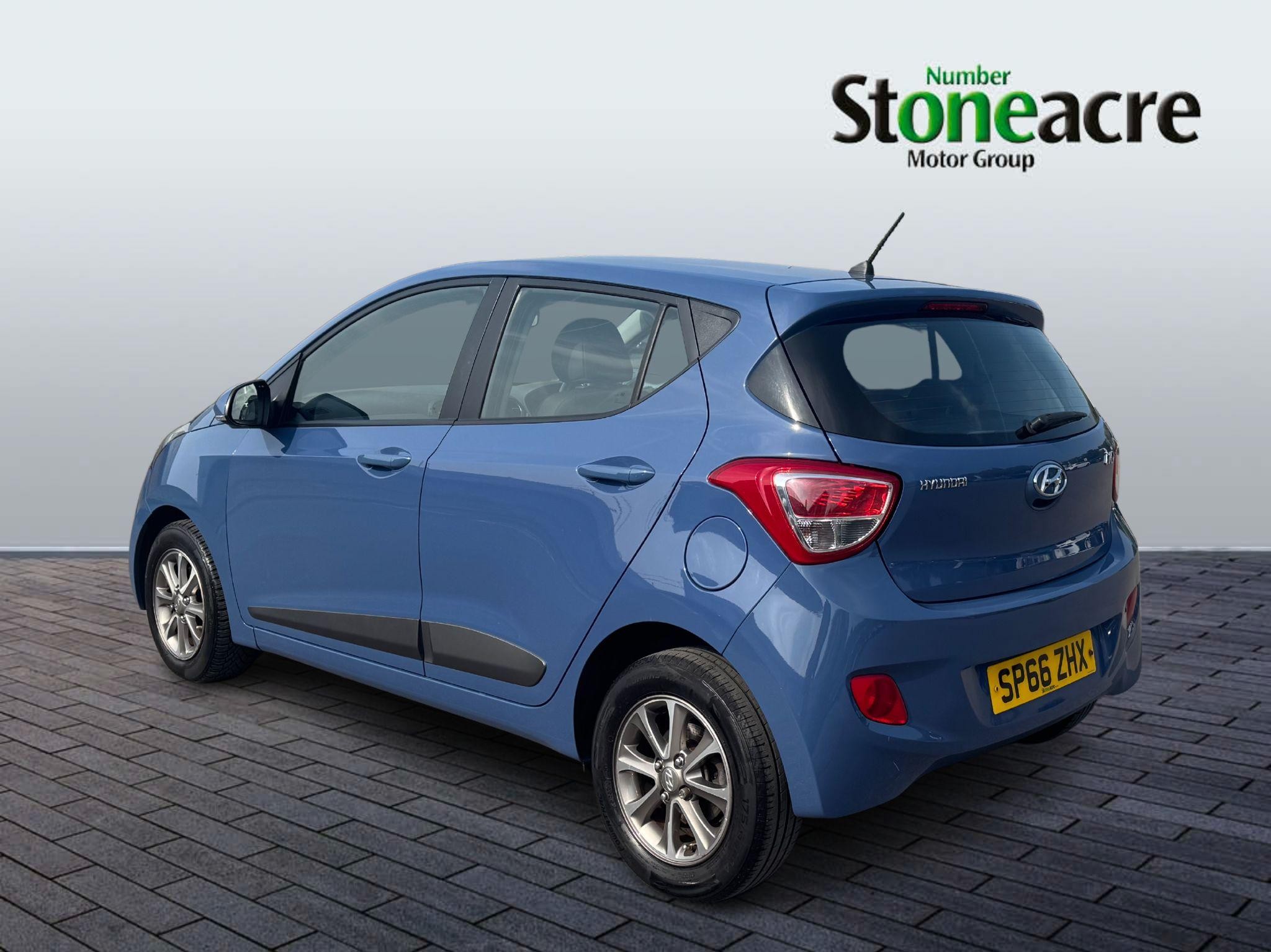 Hyundai i10 Image 5