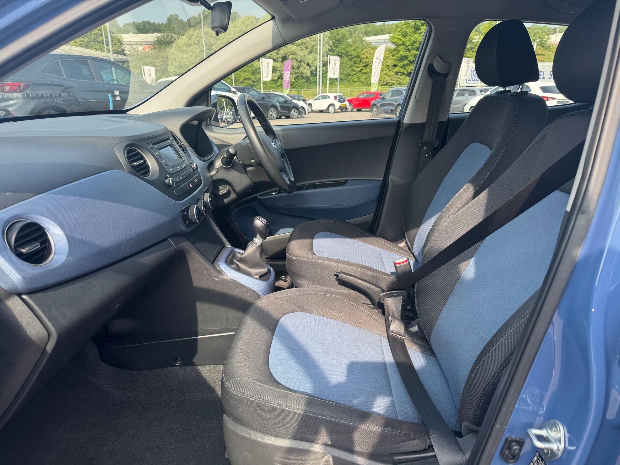 Hyundai i10 Image 18