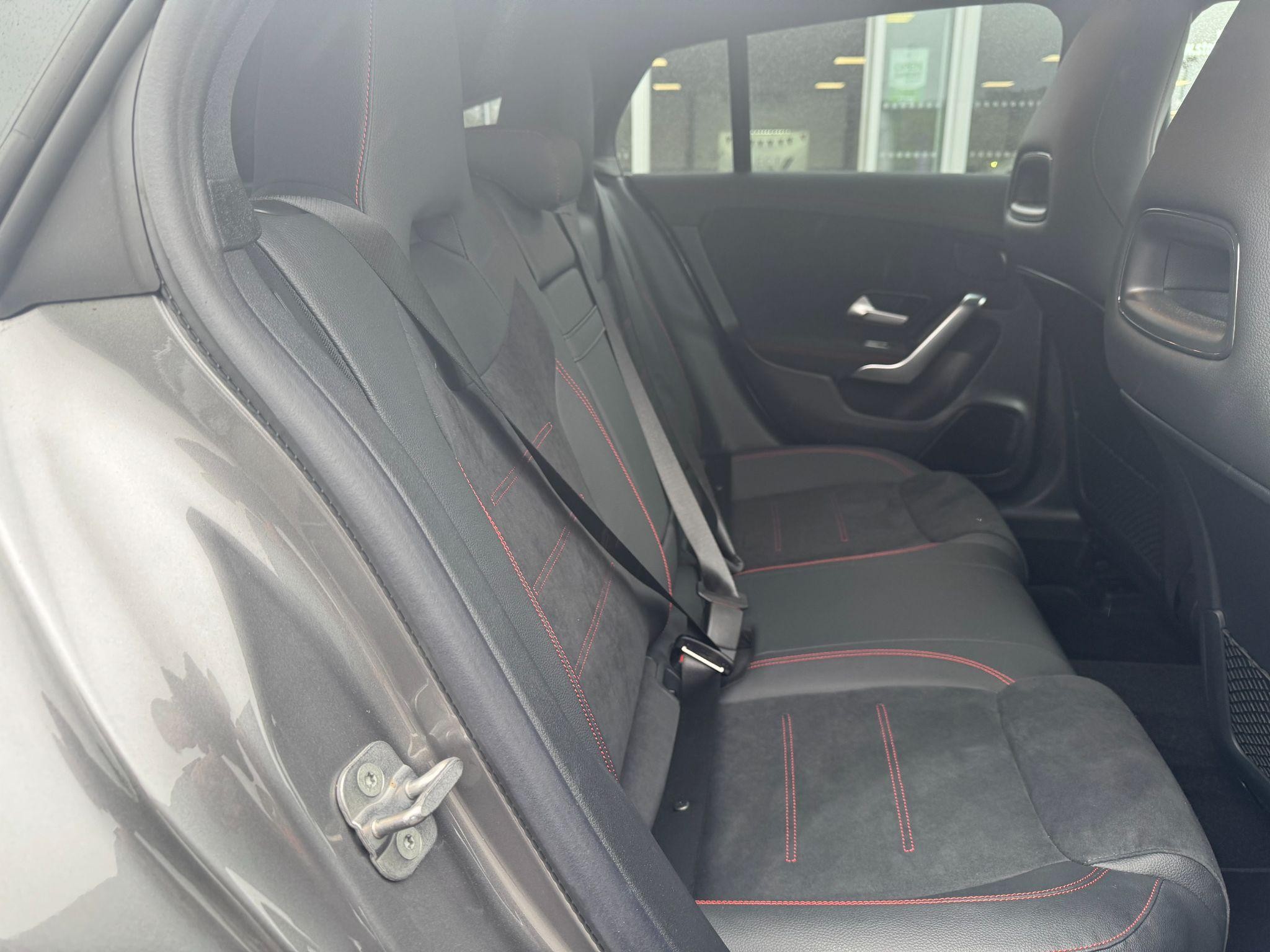 Mercedes-Benz CLA Image 16