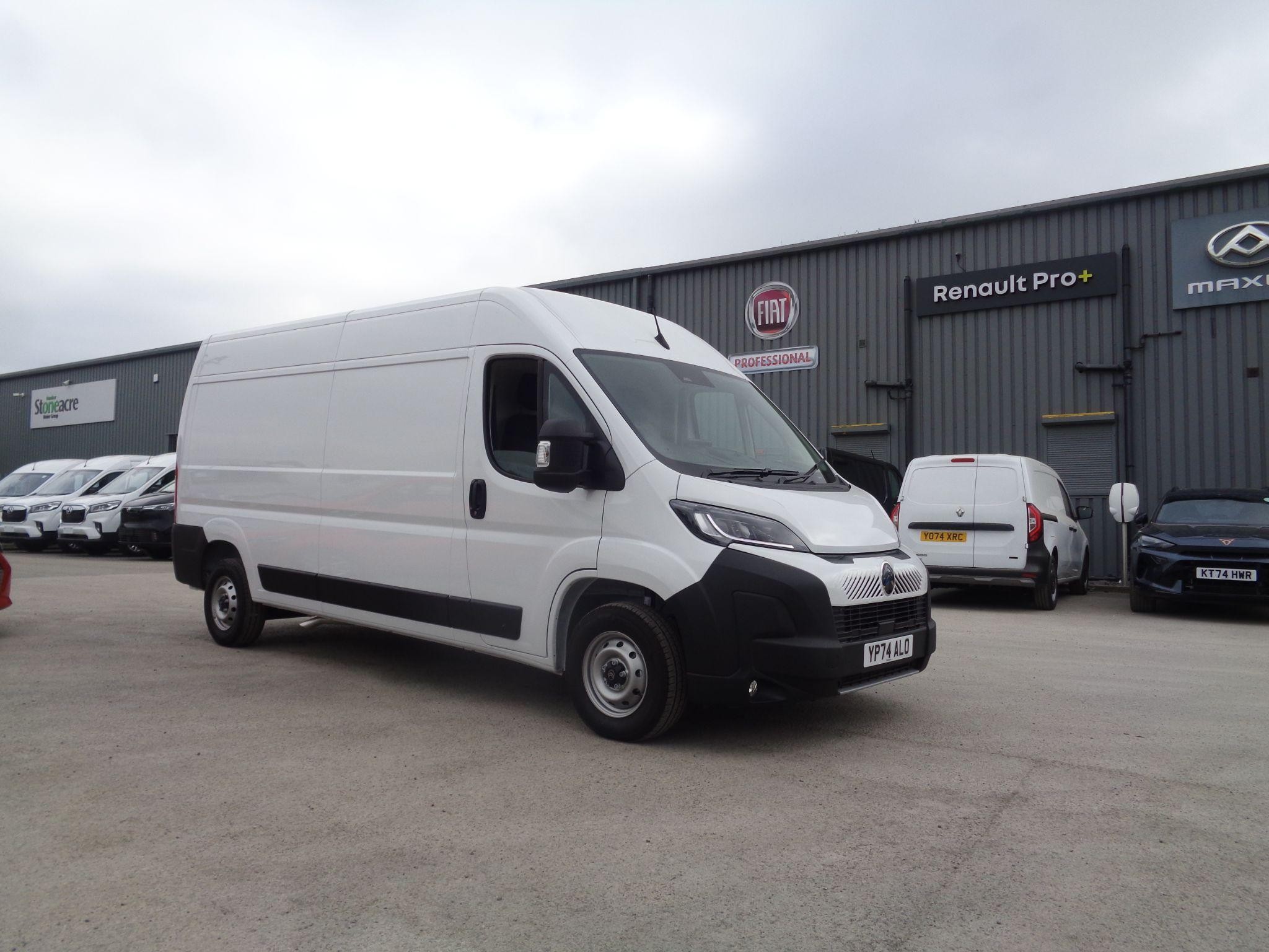 Citroen Relay Image 1