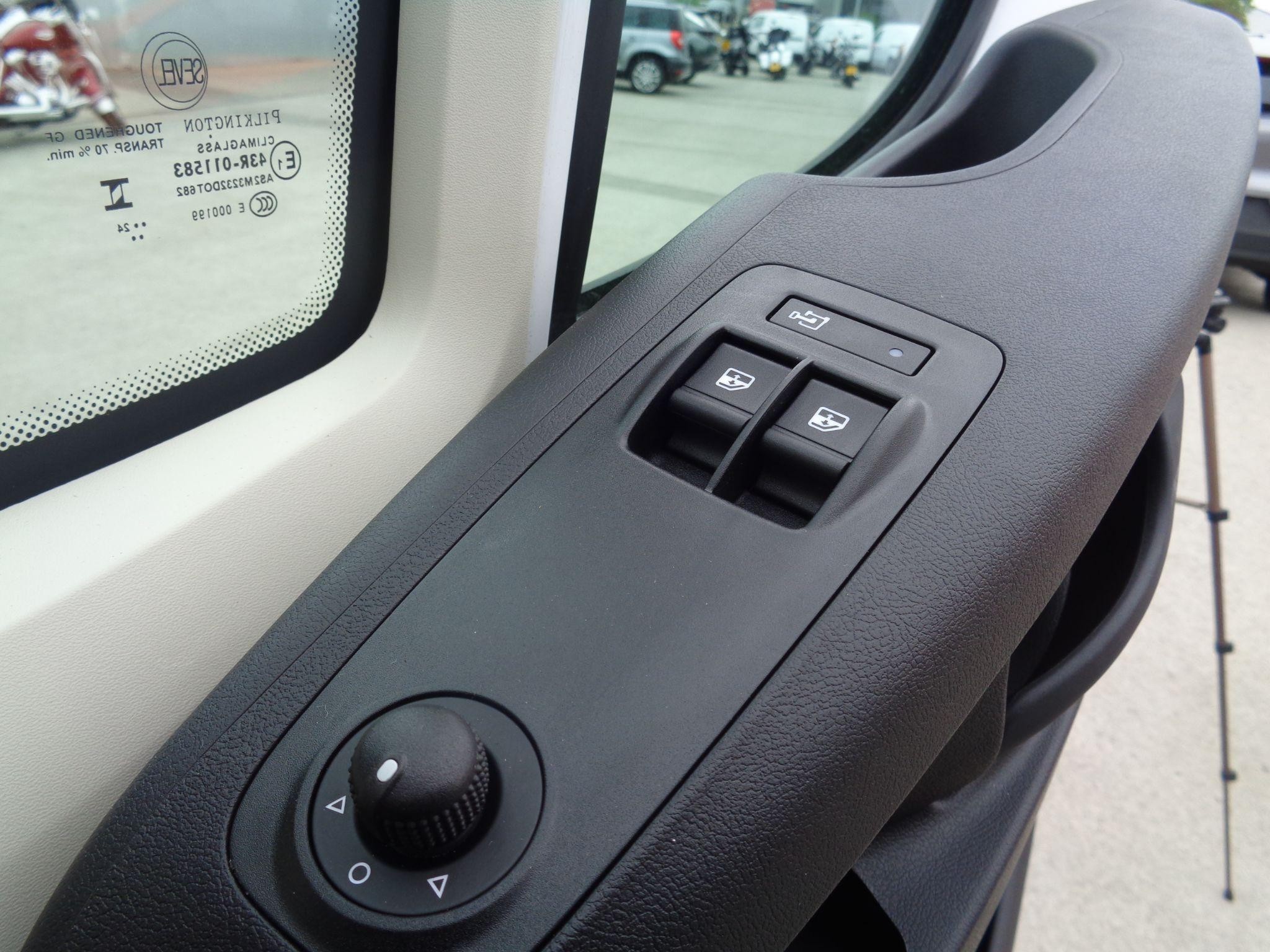Citroen Relay Image 16
