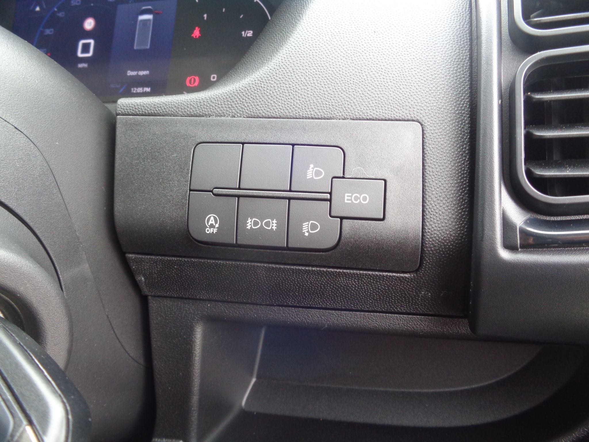 Citroen Relay Image 17