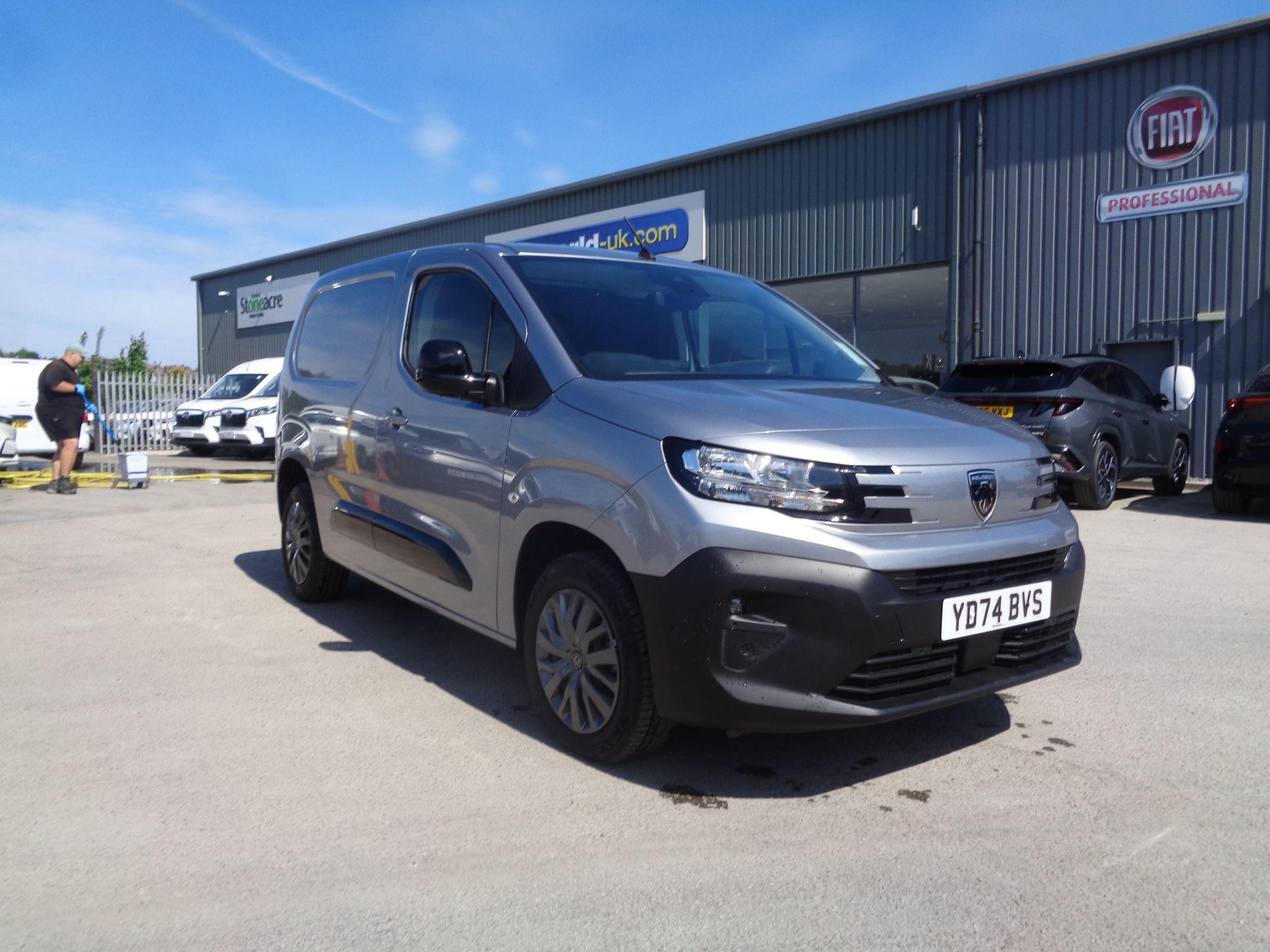 Peugeot Partner Image 1