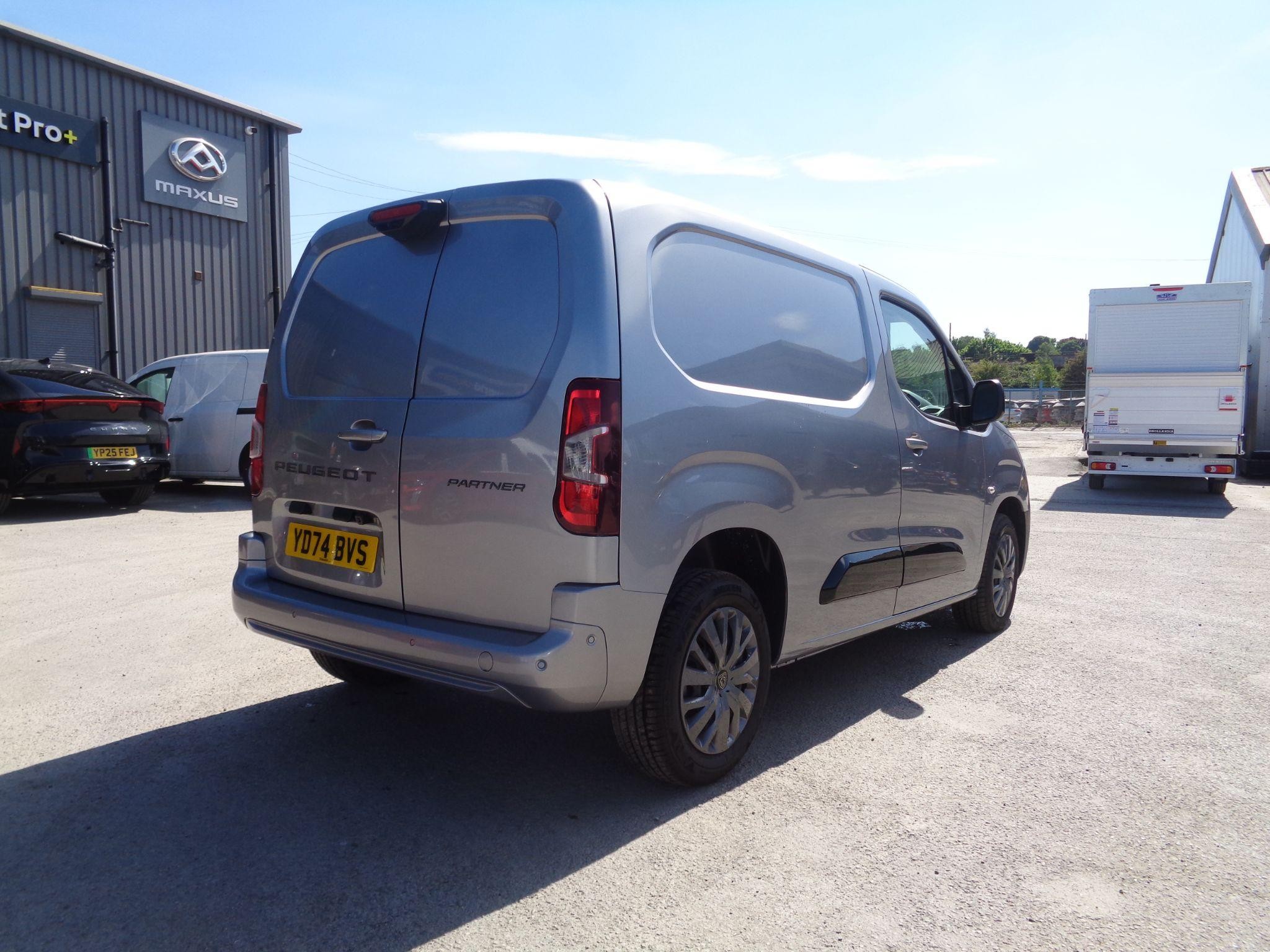 Peugeot Partner Image 3