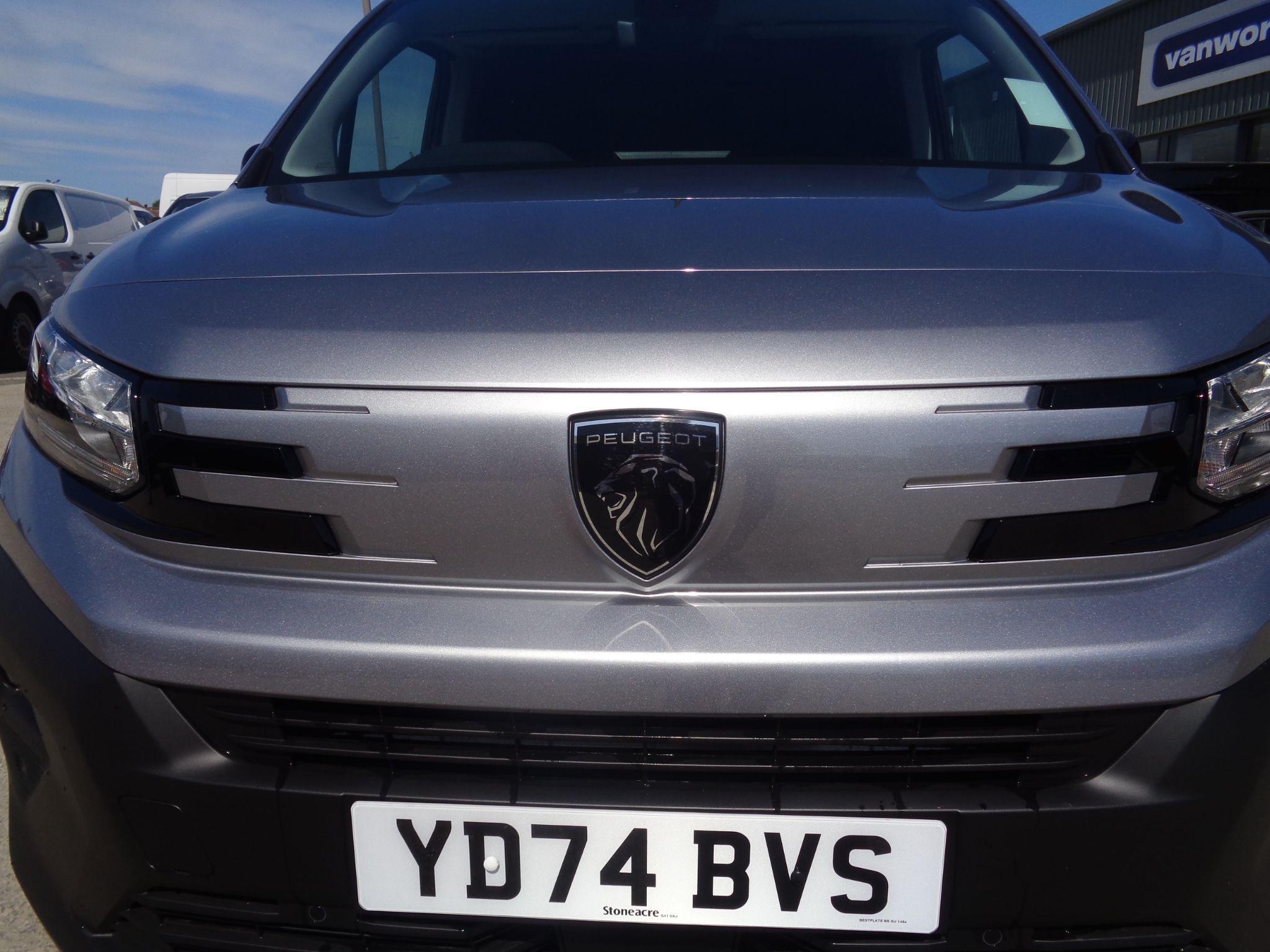 Peugeot Partner Image 11