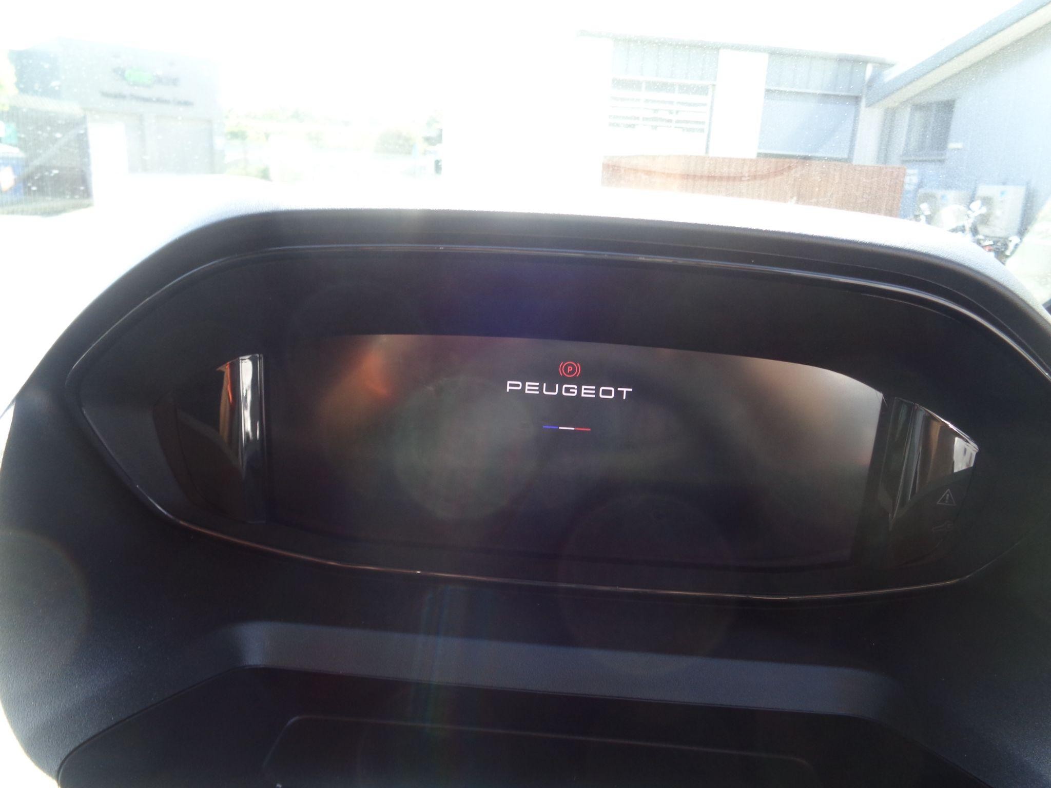 Peugeot Partner Image 19