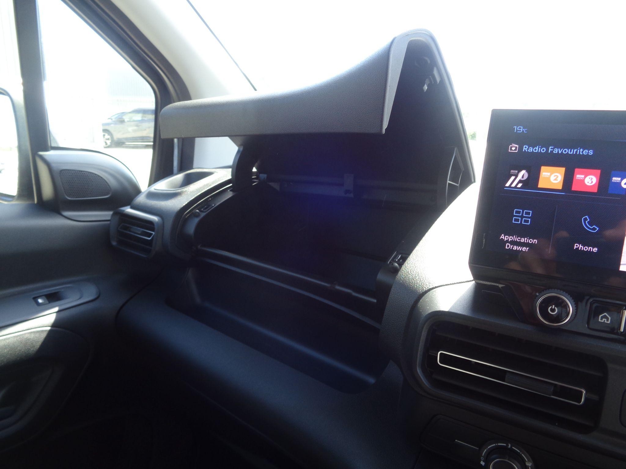 Peugeot Partner Image 29