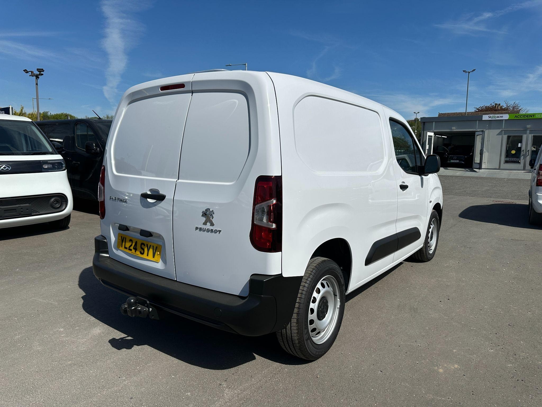 Peugeot Partner Image 3