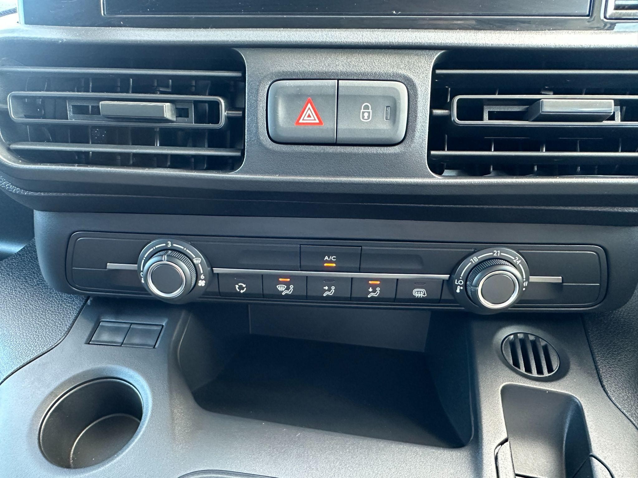 Peugeot Partner Image 14
